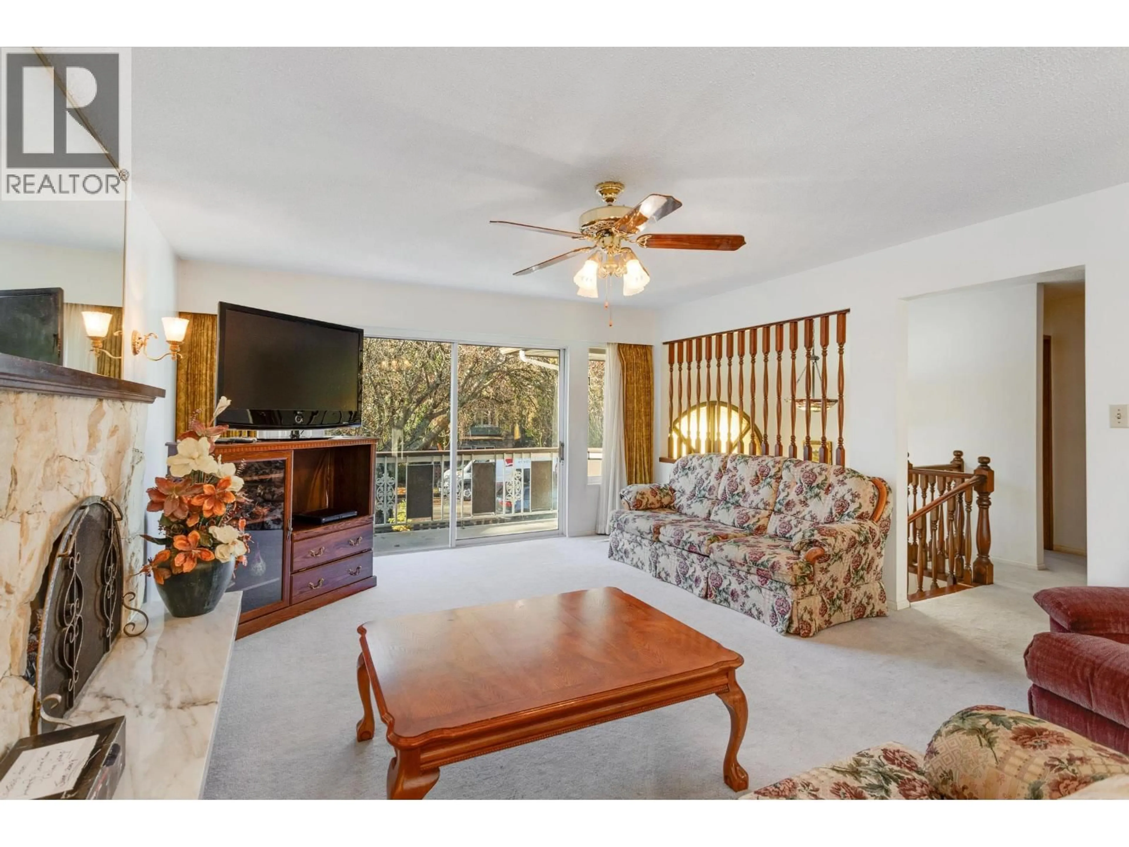 Living room with furniture, unknown for 4960 PRINCE ALBERT STREET, Vancouver British Columbia V5W3C6