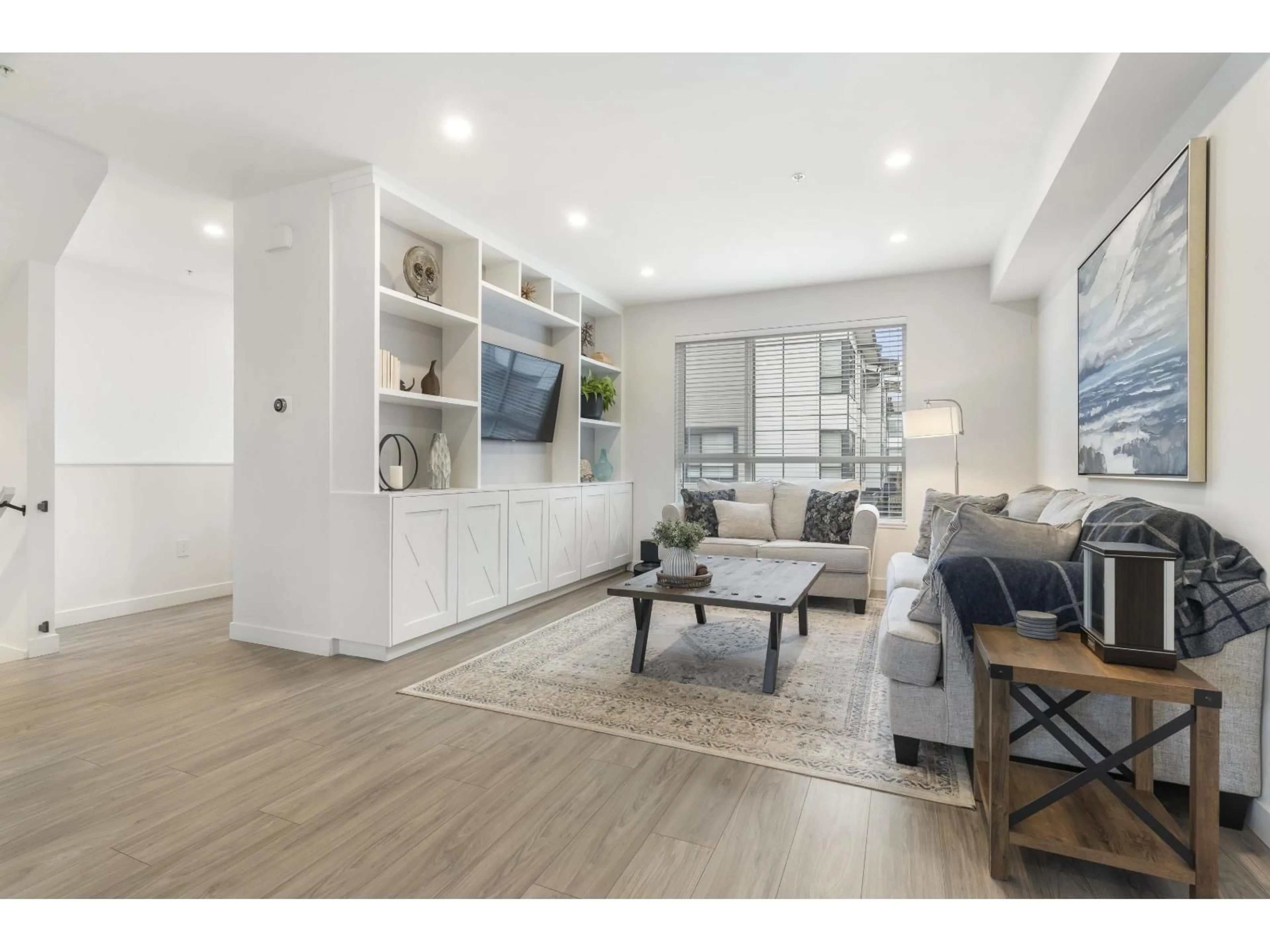 Living room with furniture, unknown for 24 - 20150 81 AVENUE, Langley British Columbia V2Y3L8