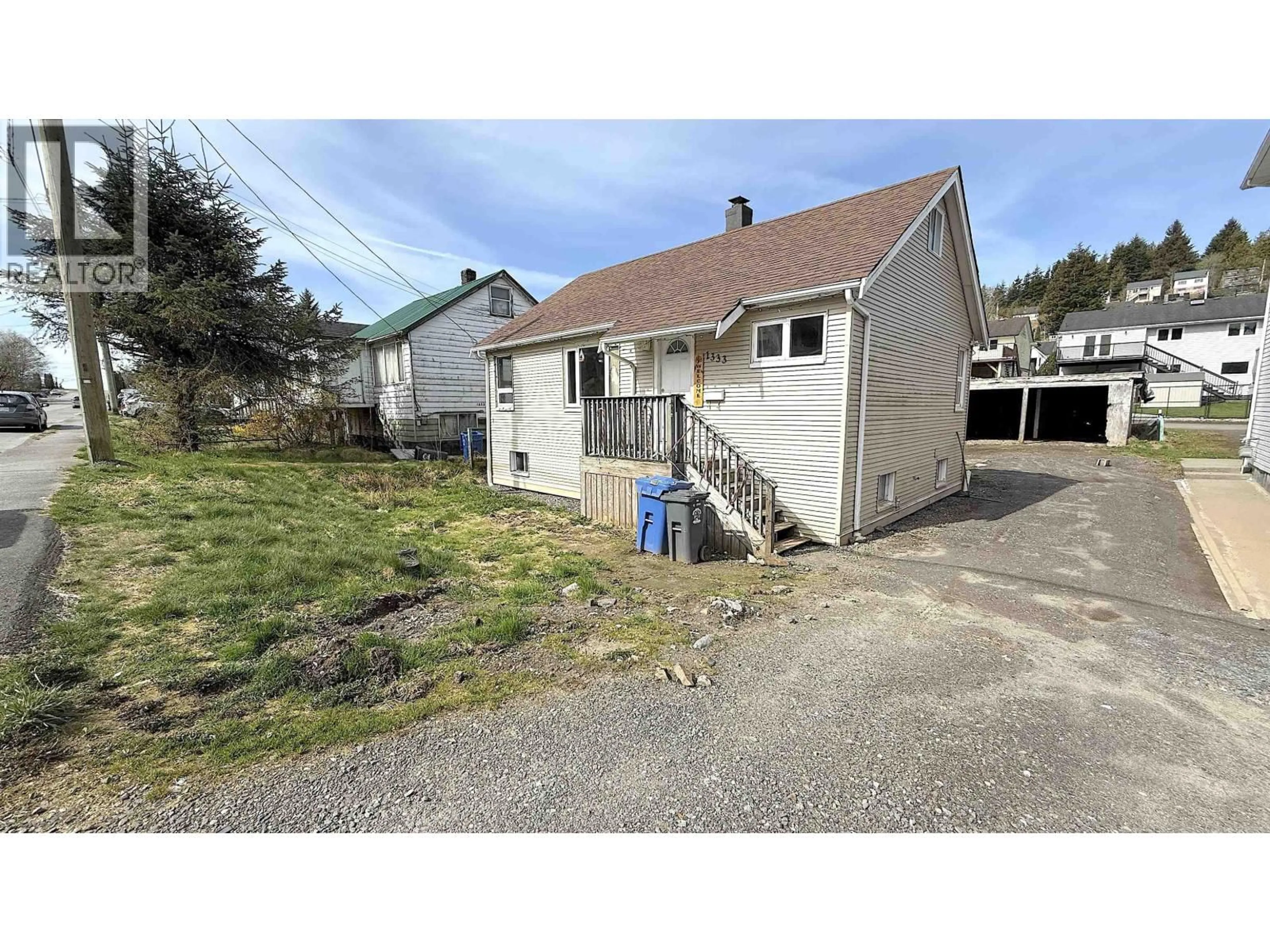 A pic from outside/outdoor area/front of a property/back of a property/a pic from drone, street for 1333 8TH AVENUE, Prince Rupert British Columbia V8J2N8