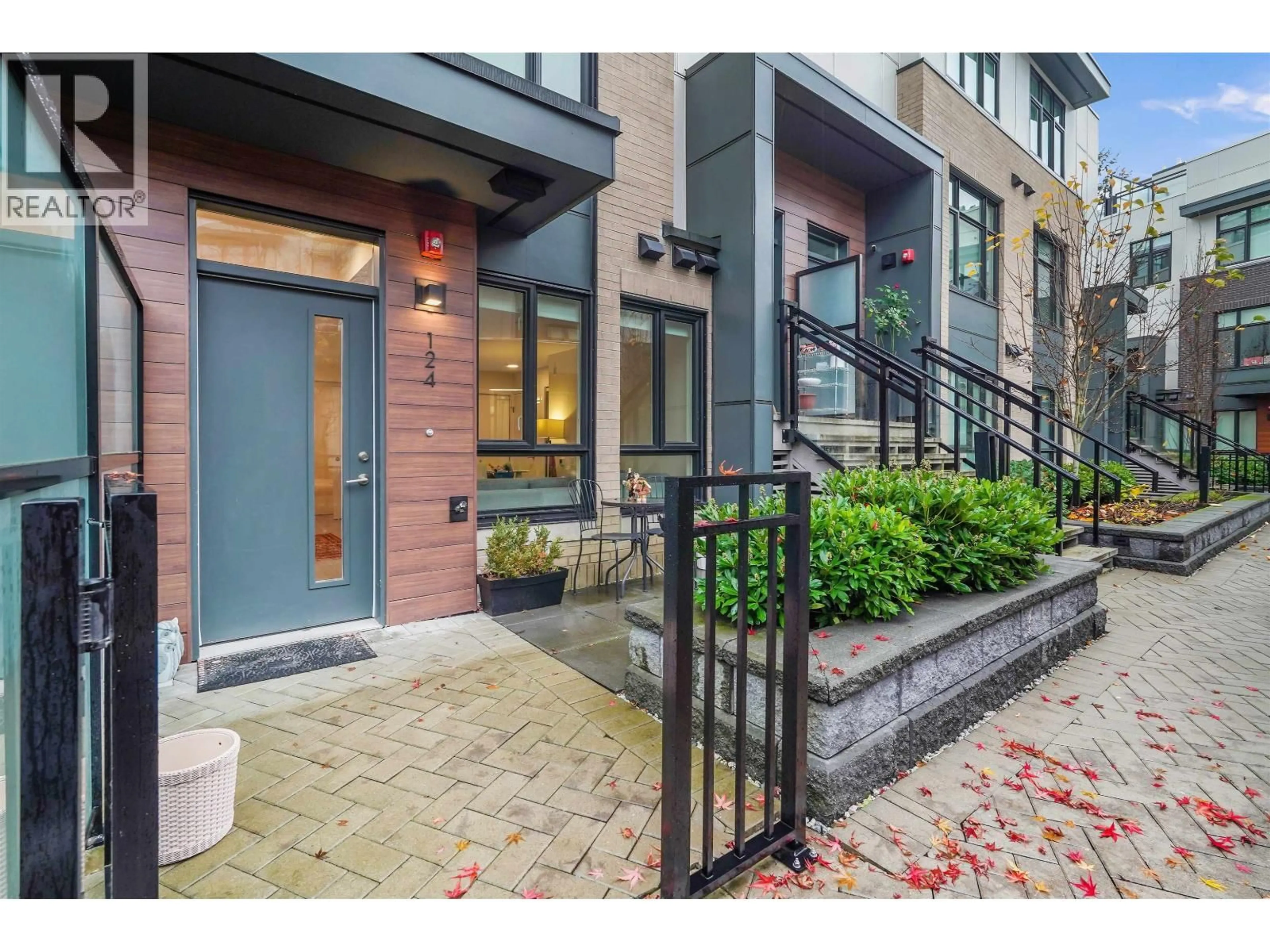 Unknown for 124 - 2035 GLENAIRE DRIVE, North Vancouver British Columbia V7P1Y2