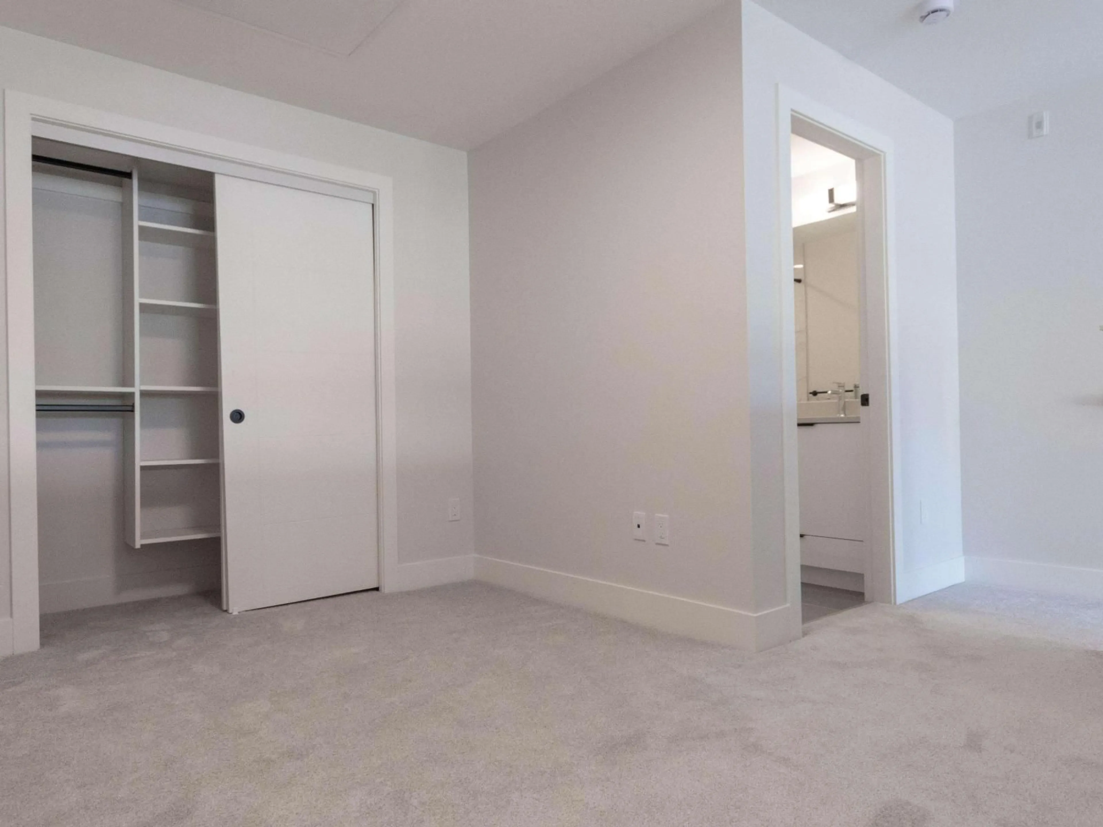 A pic of a room for 114 - 13458 95 AVENUE, Surrey British Columbia V3V0H1