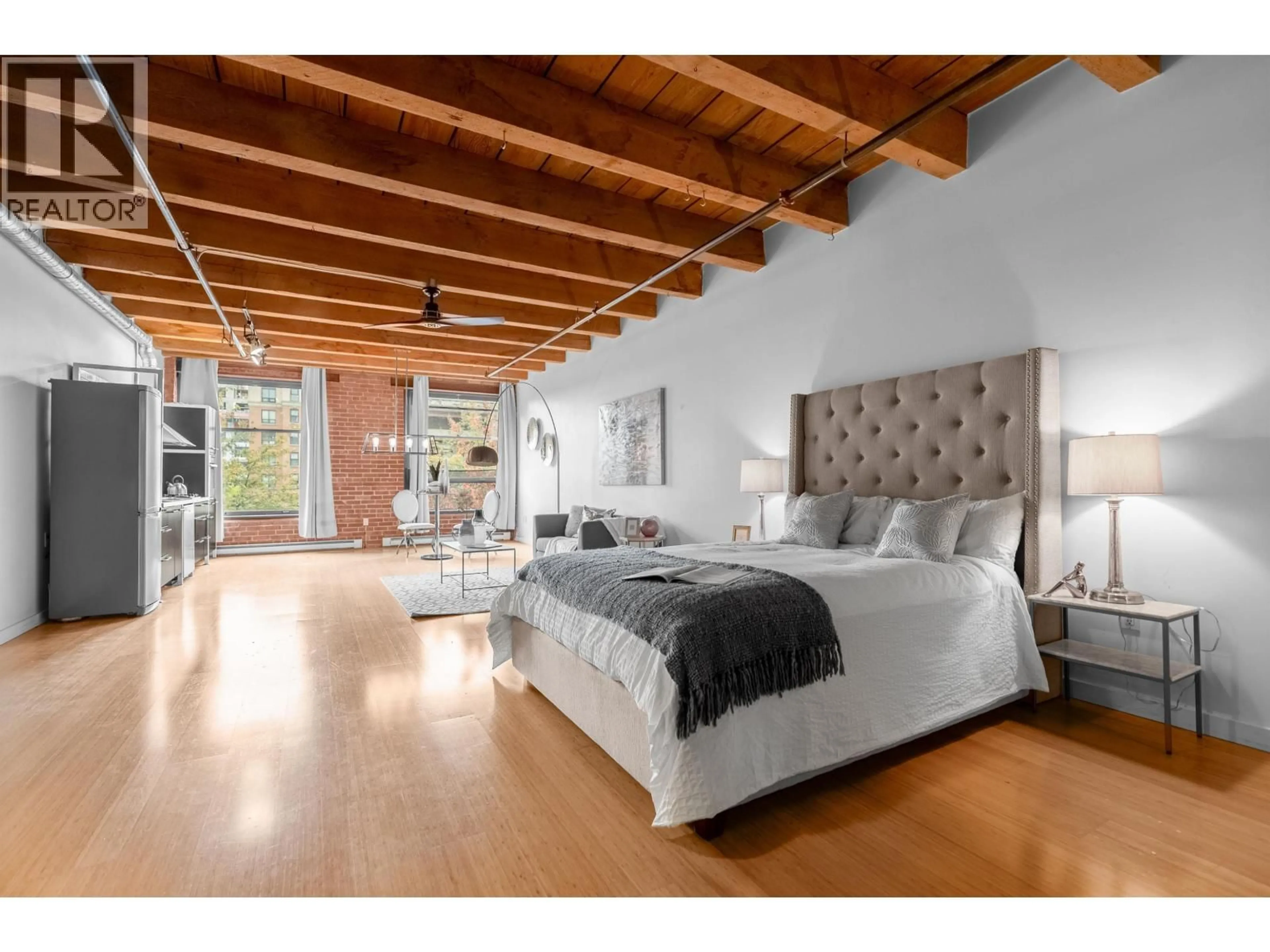 Bedroom with bed, wood/laminate floor for 315 - 55 CORDOVA STREET, Vancouver British Columbia V6A0A5