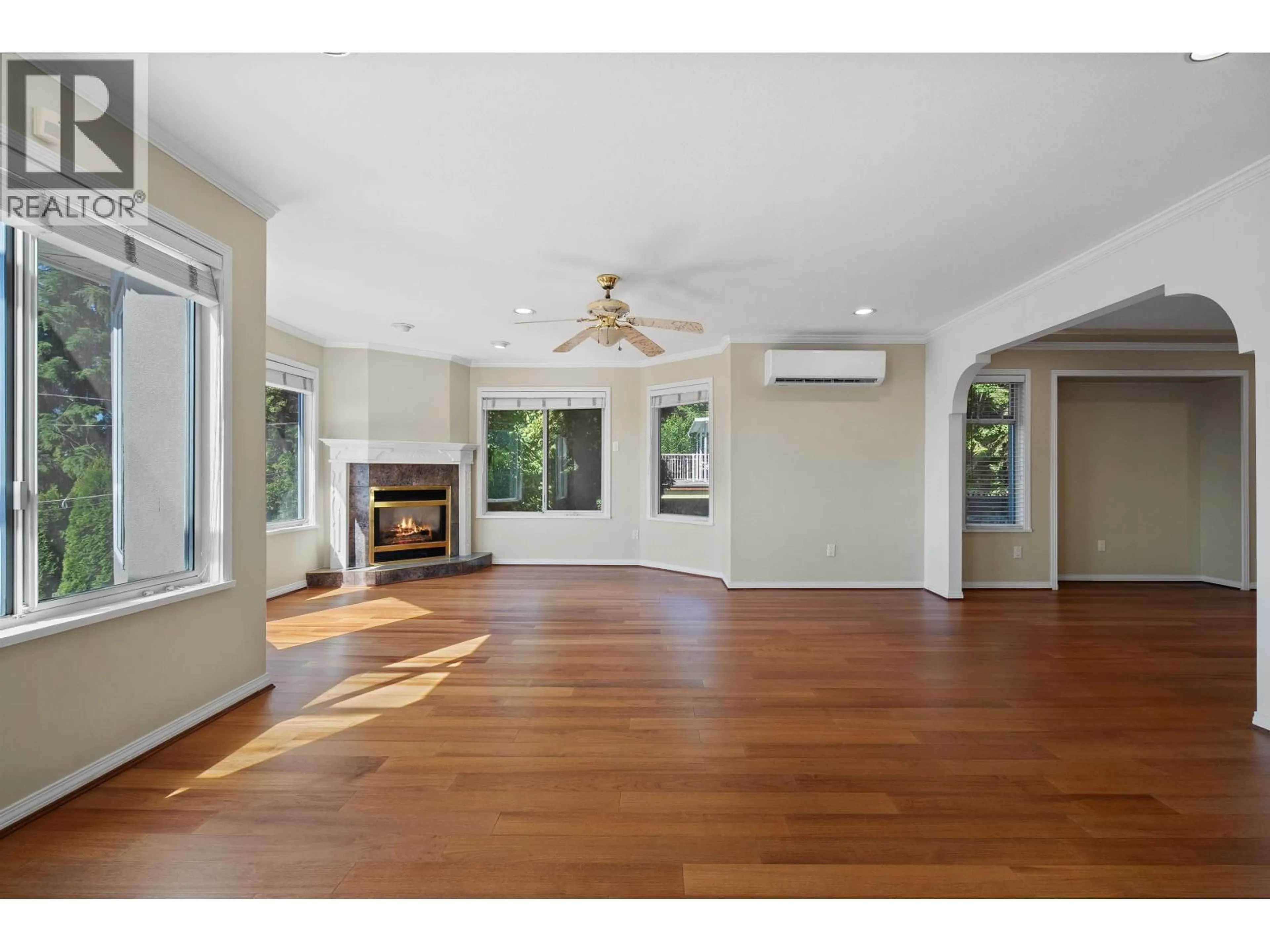 Unknown for 8419 MCGREGOR AVENUE, Burnaby British Columbia V5J5L7