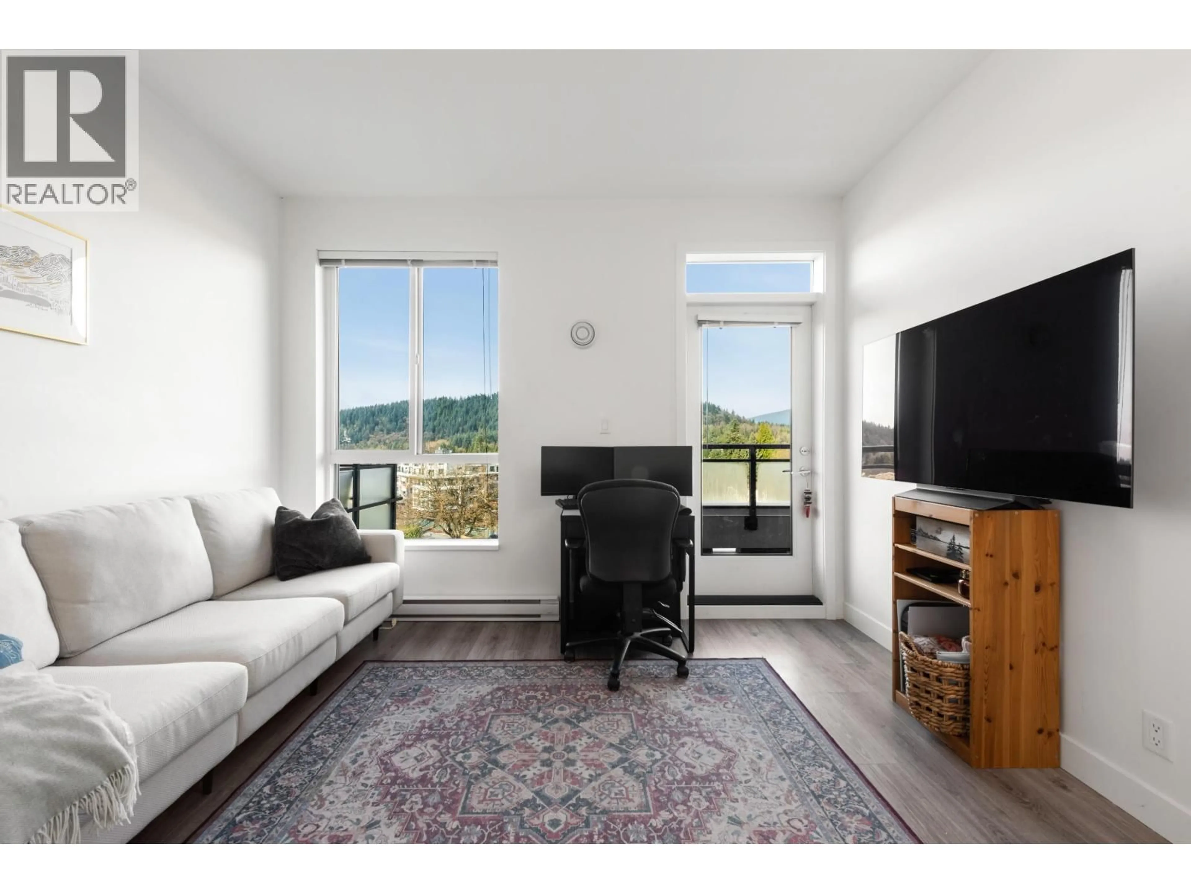 Living room with furniture, unknown for 609 - 700 CLARKE ROAD, Coquitlam British Columbia V3J0K5