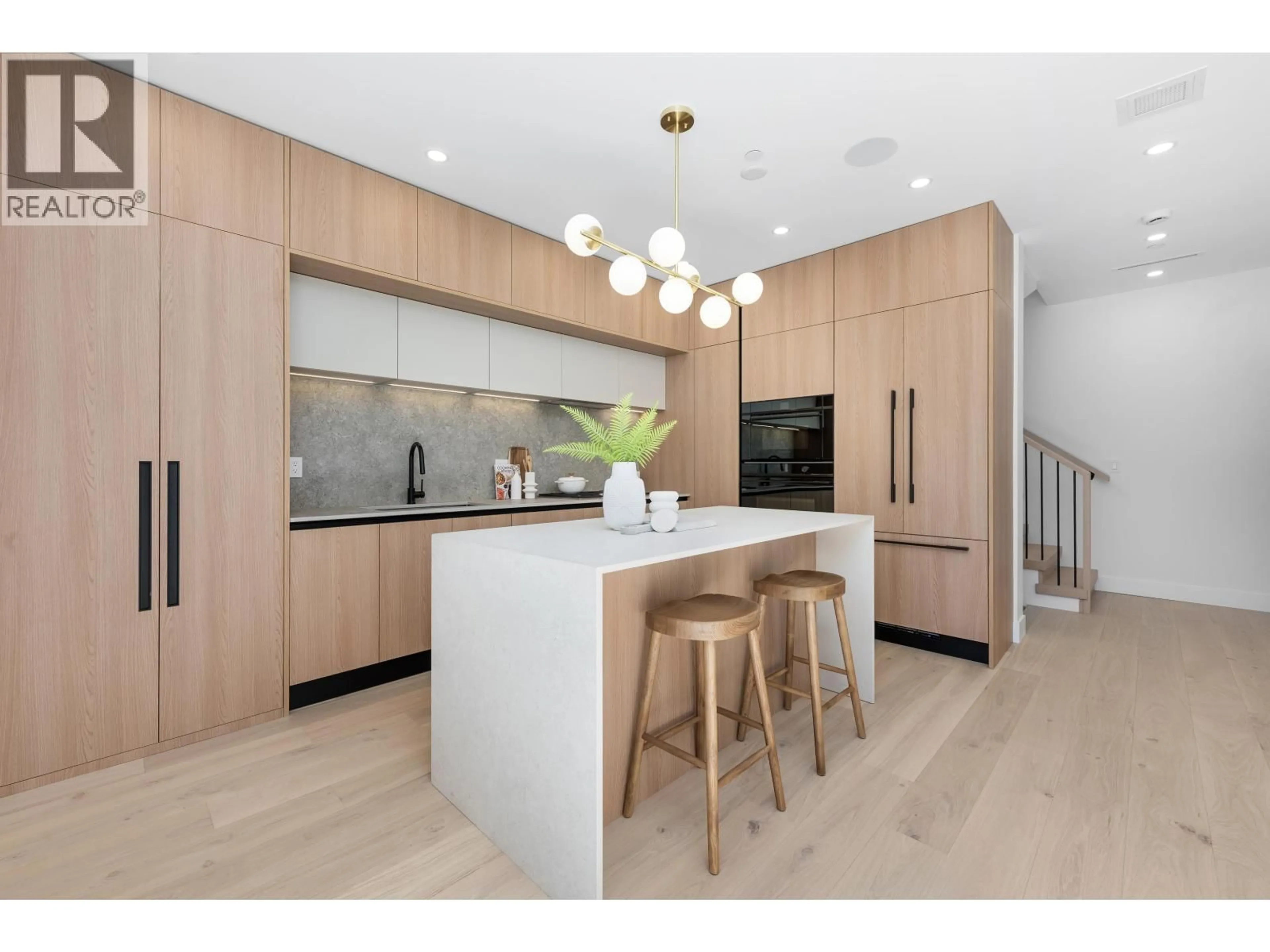 Contemporary kitchen, wood/laminate floor for 1 - 2626 41ST AVENUE, Vancouver British Columbia V6N3C4