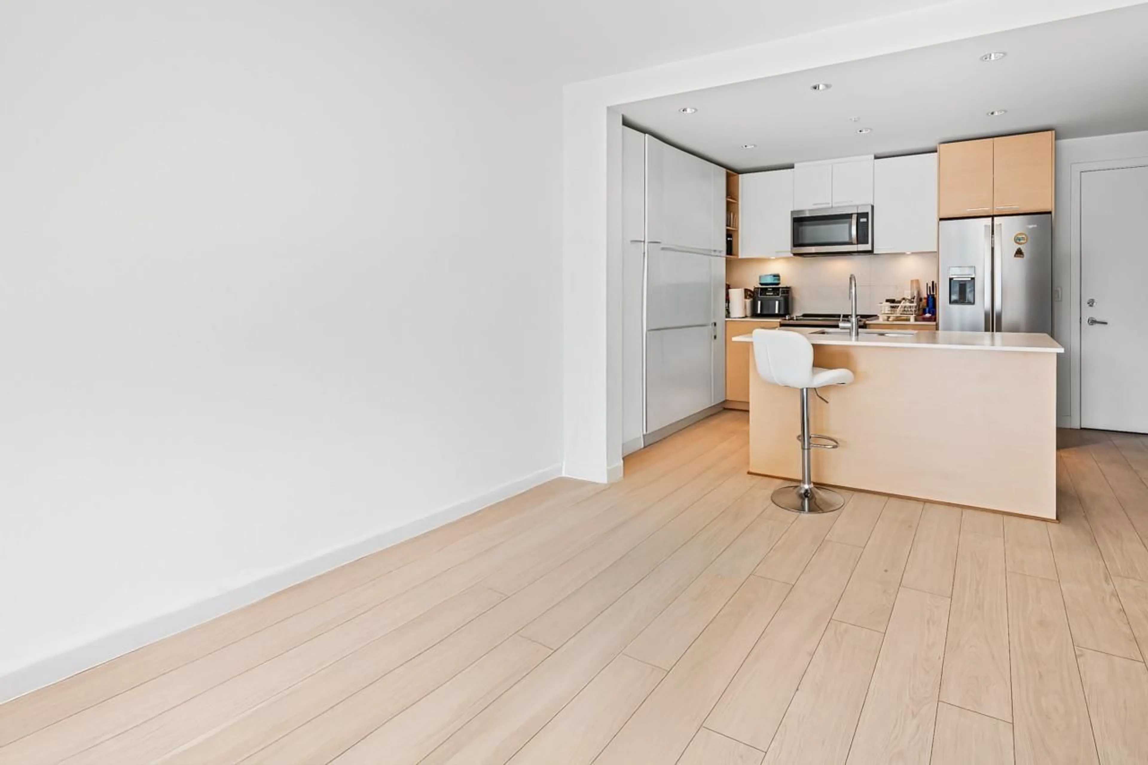 Unknown for 314 - 10603 140 STREET, Surrey British Columbia V3T0M8