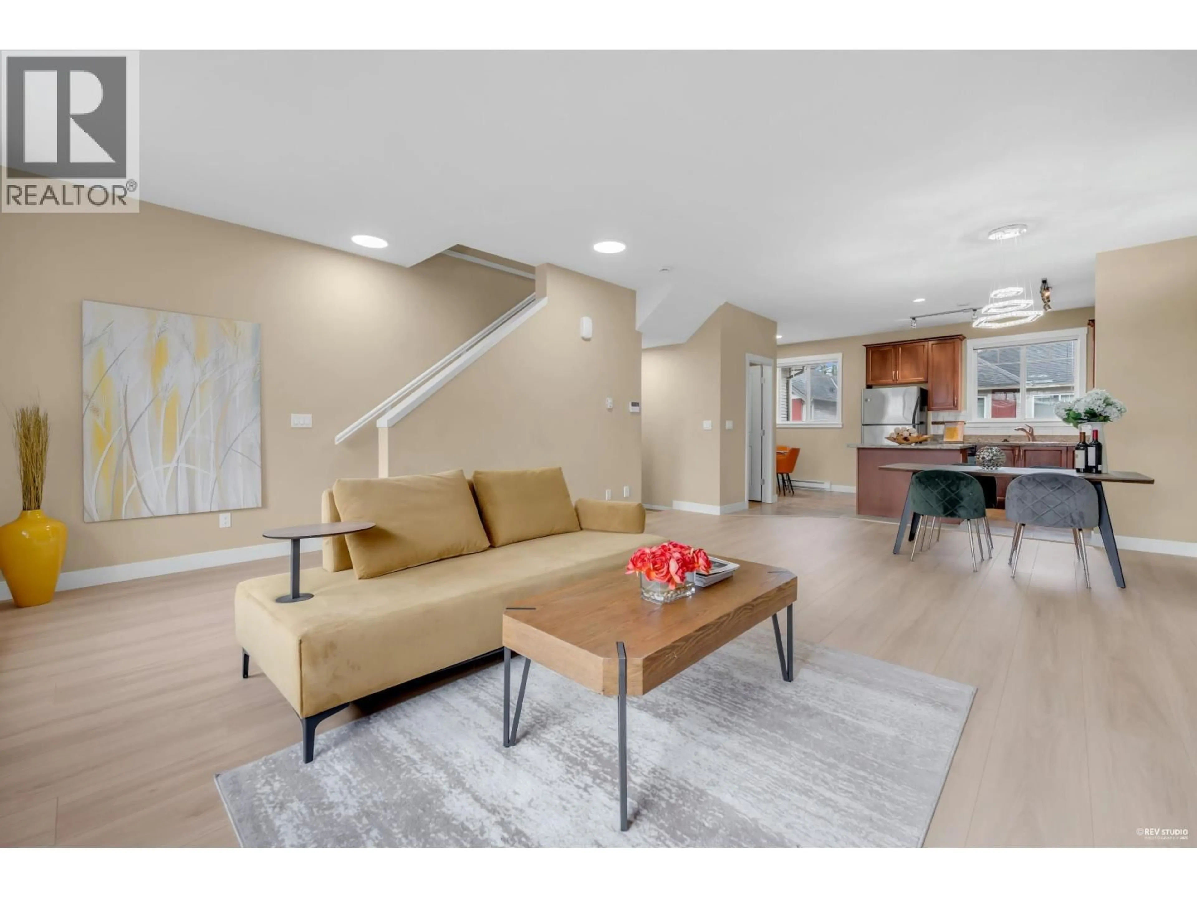 Living room with furniture, unknown for 16 - 11393 STEVESTON HIGHWAY, Richmond British Columbia V7A1N8