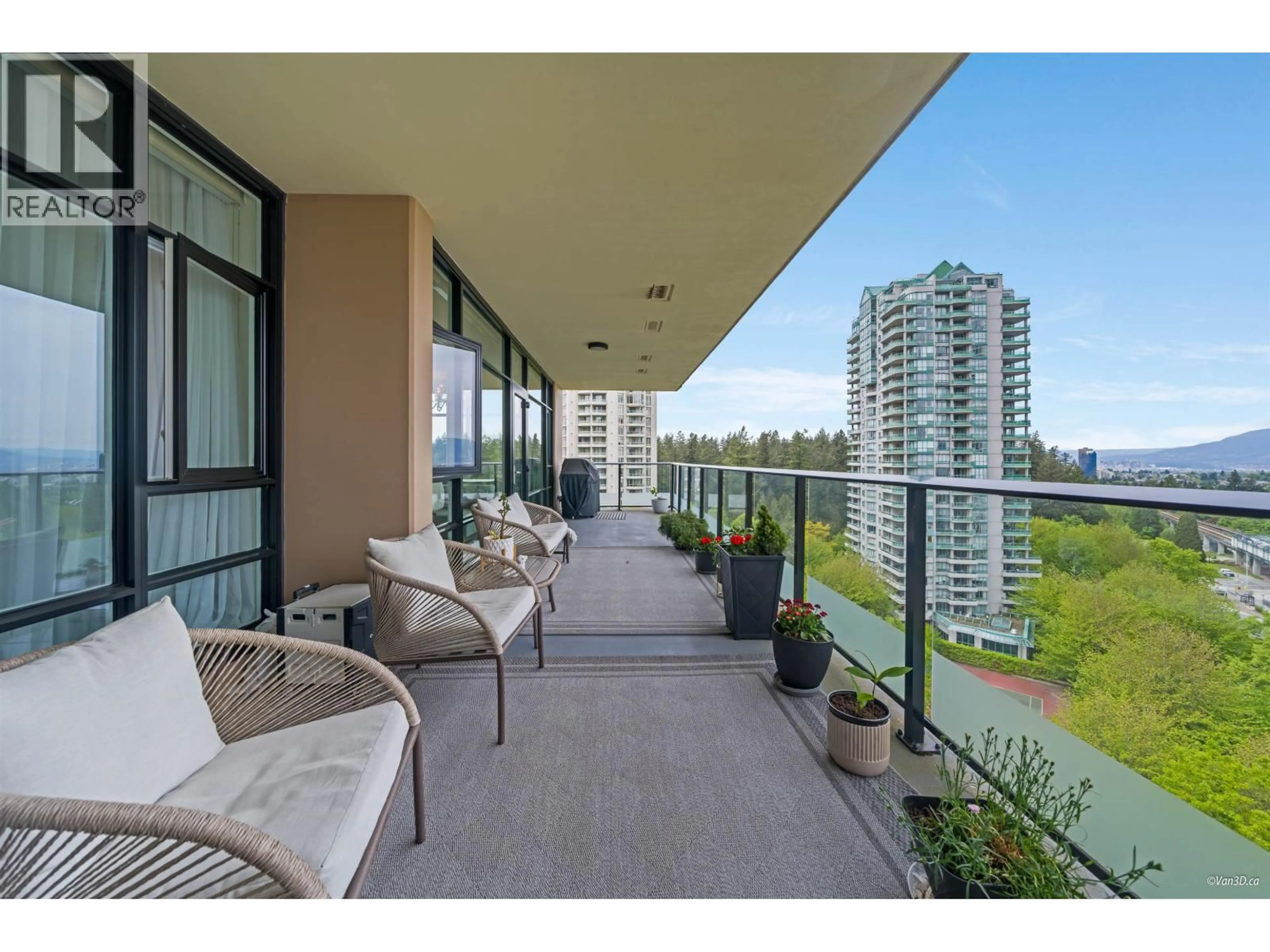 Patio, water/lake/river/ocean view for 1302 - 6168 WILSON AVENUE, Burnaby British Columbia V5H0B2