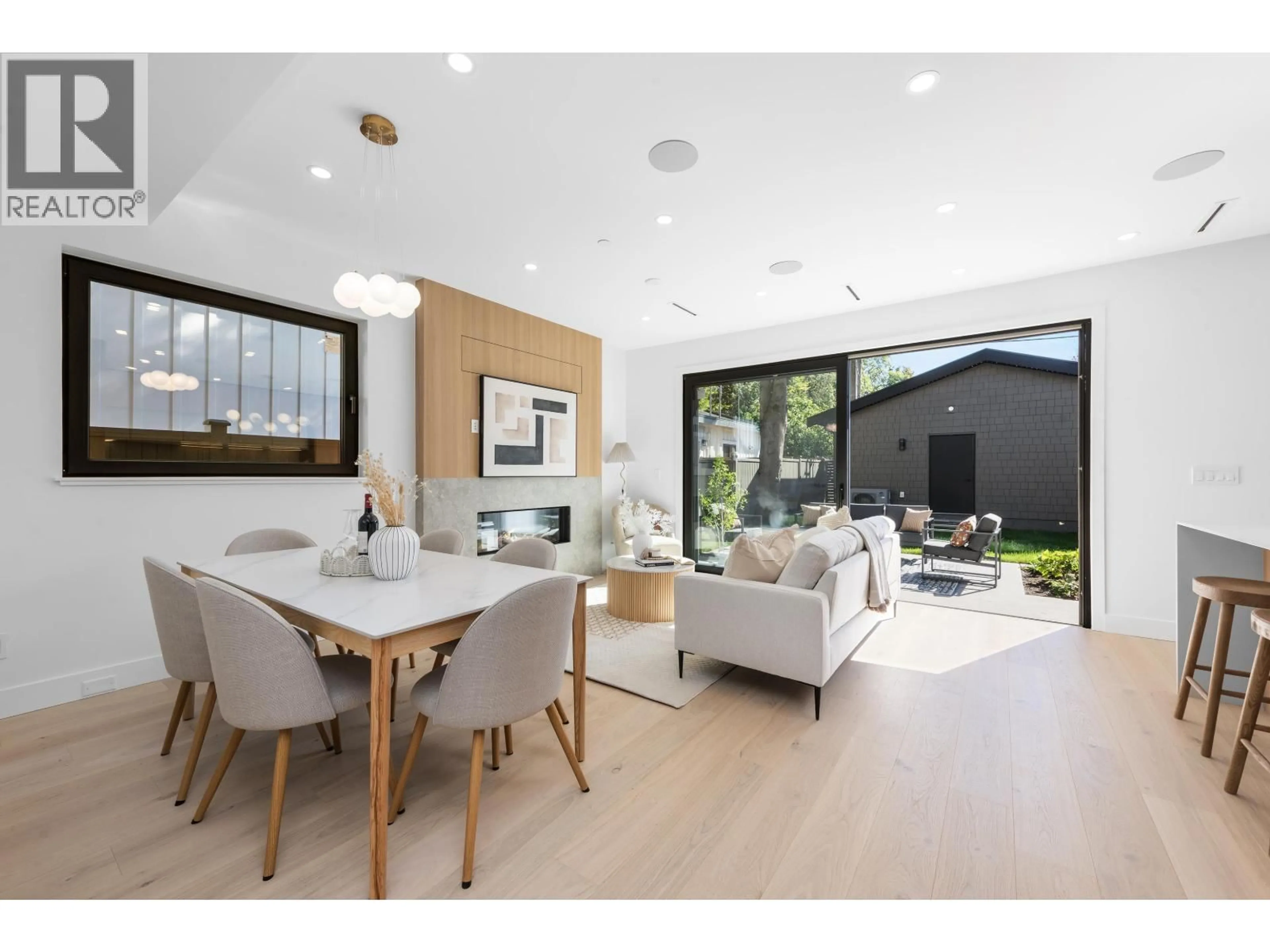 Unknown for 2 - 2626 41ST AVENUE, Vancouver British Columbia V6N3C4