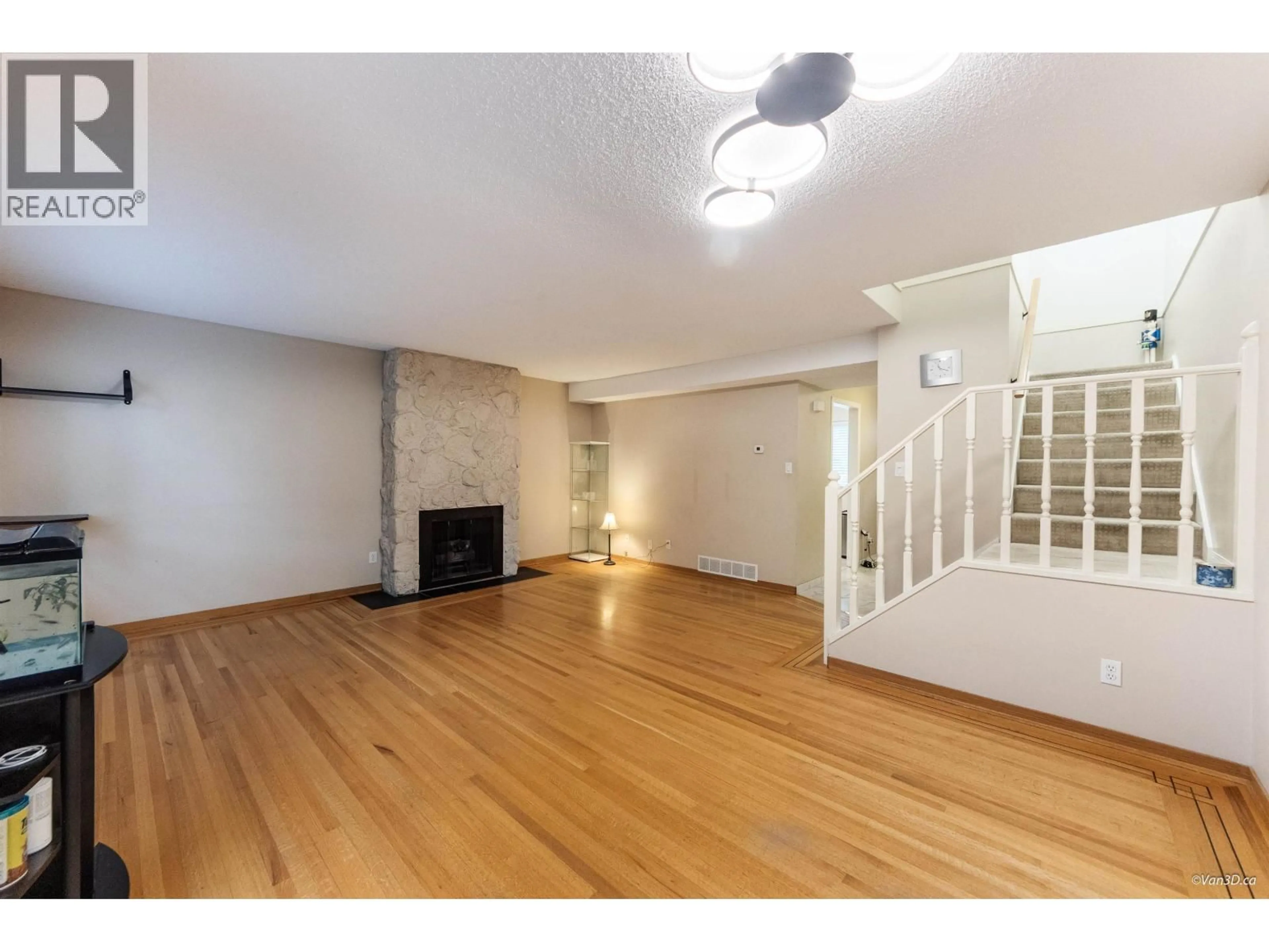 A pic of a room for 7305 CORONADO DRIVE, Burnaby British Columbia V5A1P9