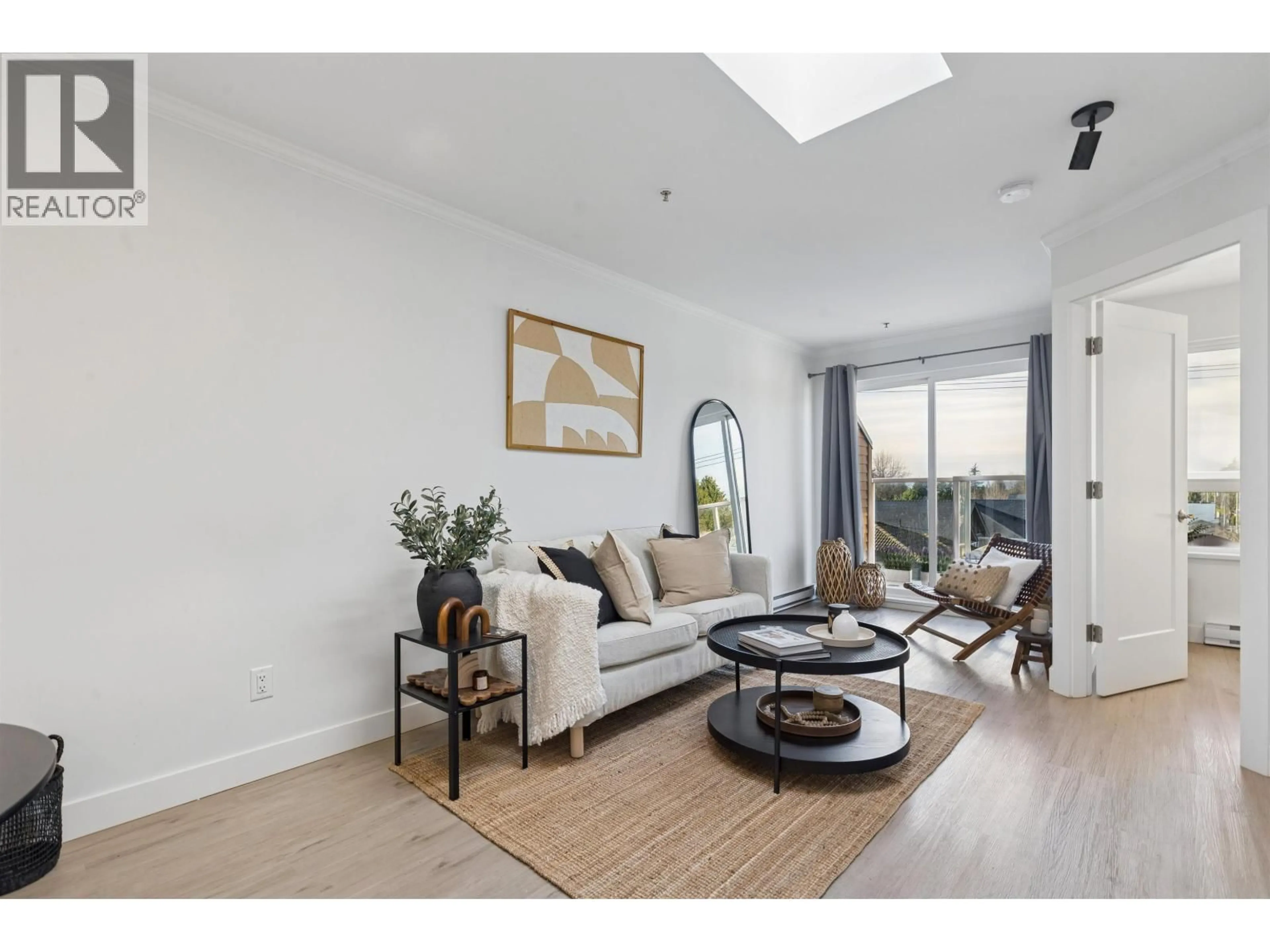 Living room with furniture, unknown for PH5 - 1503 66TH AVENUE, Vancouver British Columbia V6P2R8