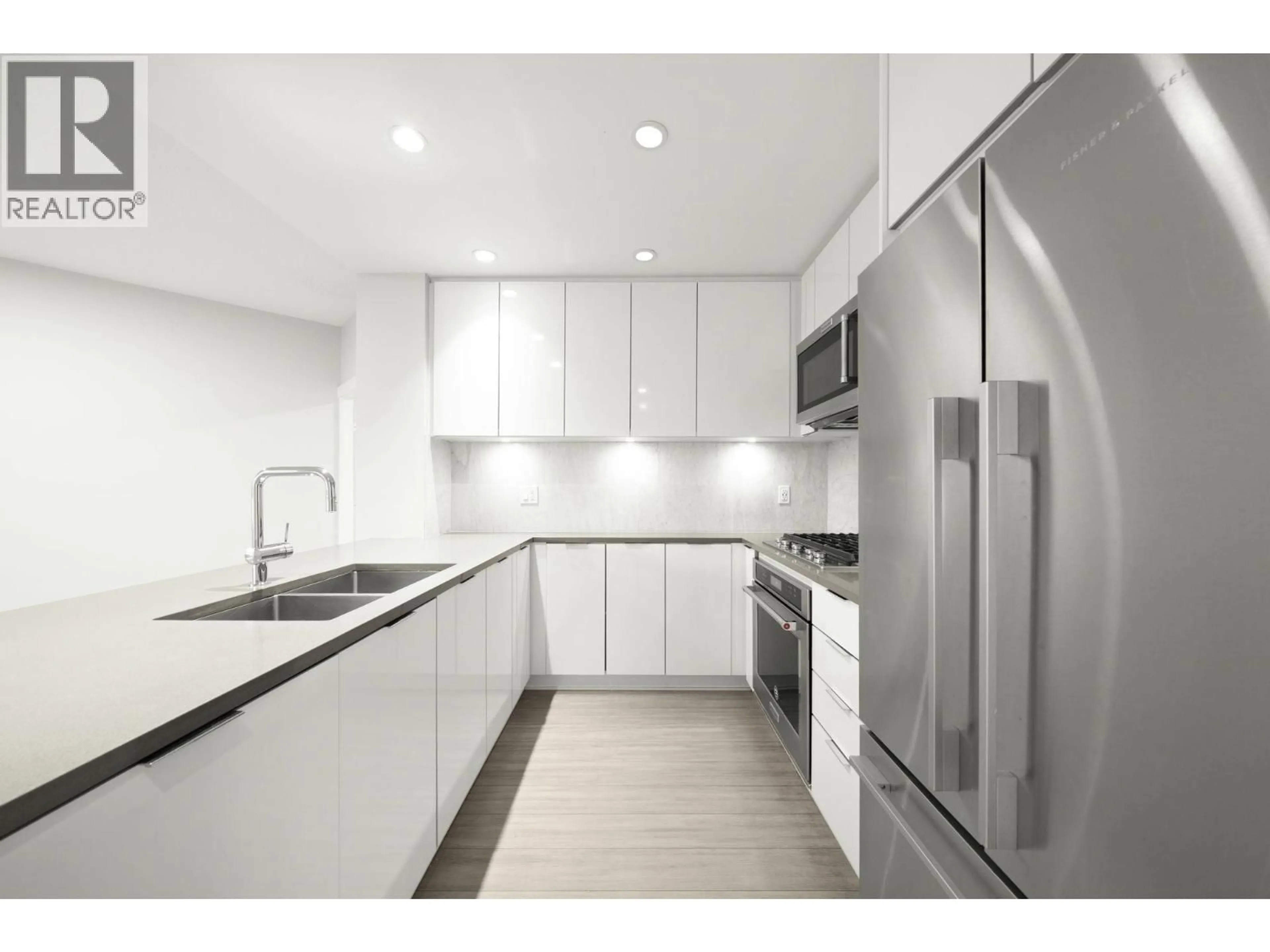 Standard kitchen, unknown for 301 - 2632 LIBRARY LANE, North Vancouver British Columbia V7J0B8