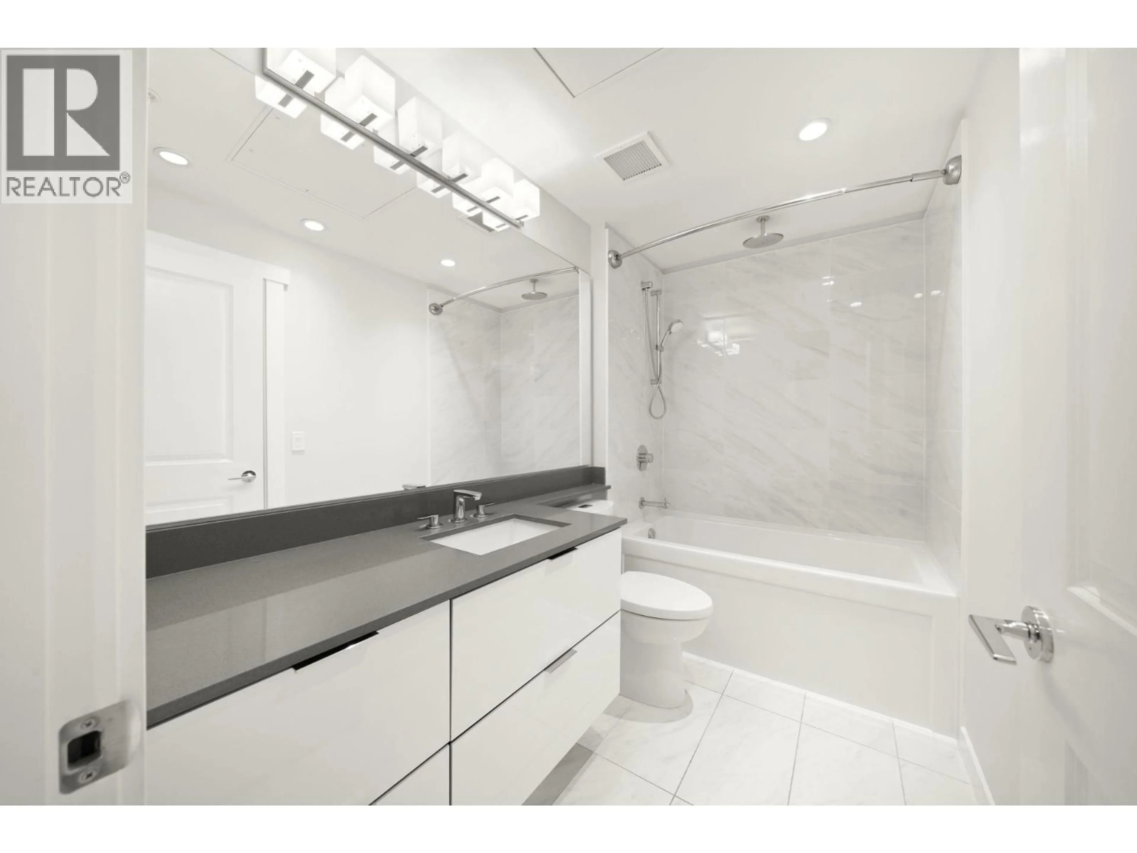 Standard bathroom, ceramic/tile floor for 301 - 2632 LIBRARY LANE, North Vancouver British Columbia V7J0B8