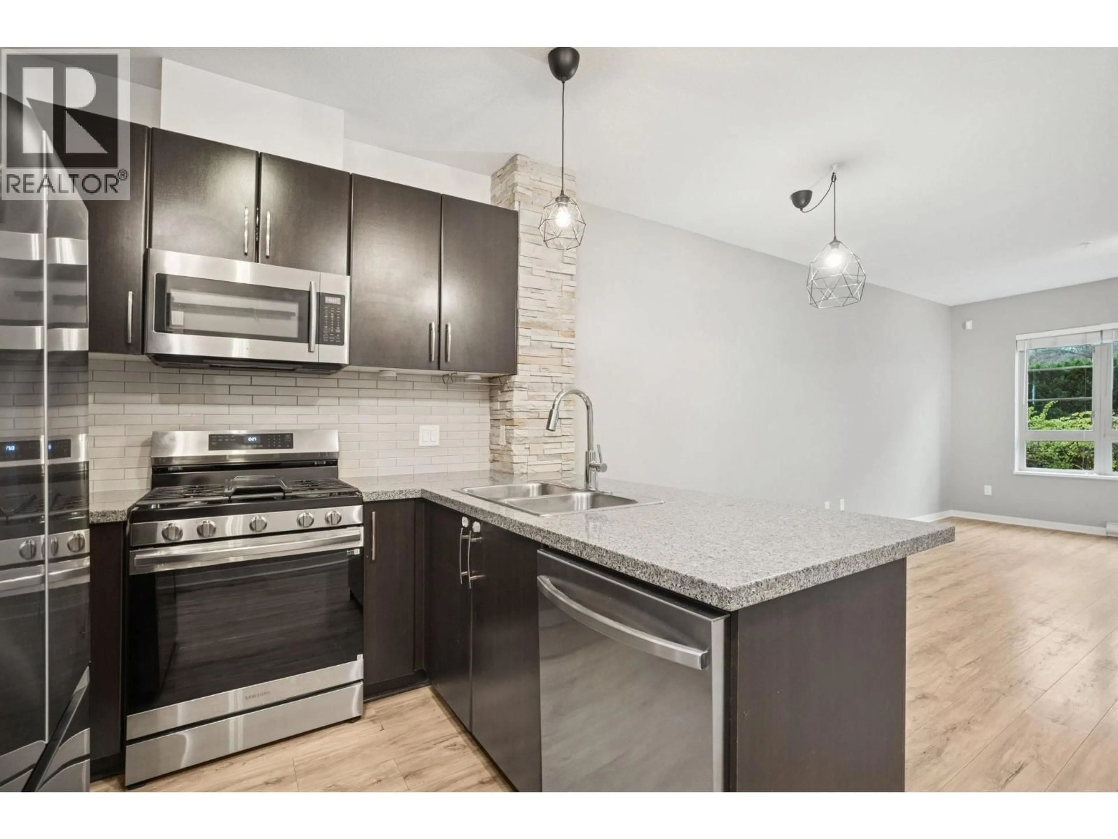 Standard kitchen, unknown for 103 - 701 KLAHANIE DRIVE, Port Moody British Columbia V3H5C6