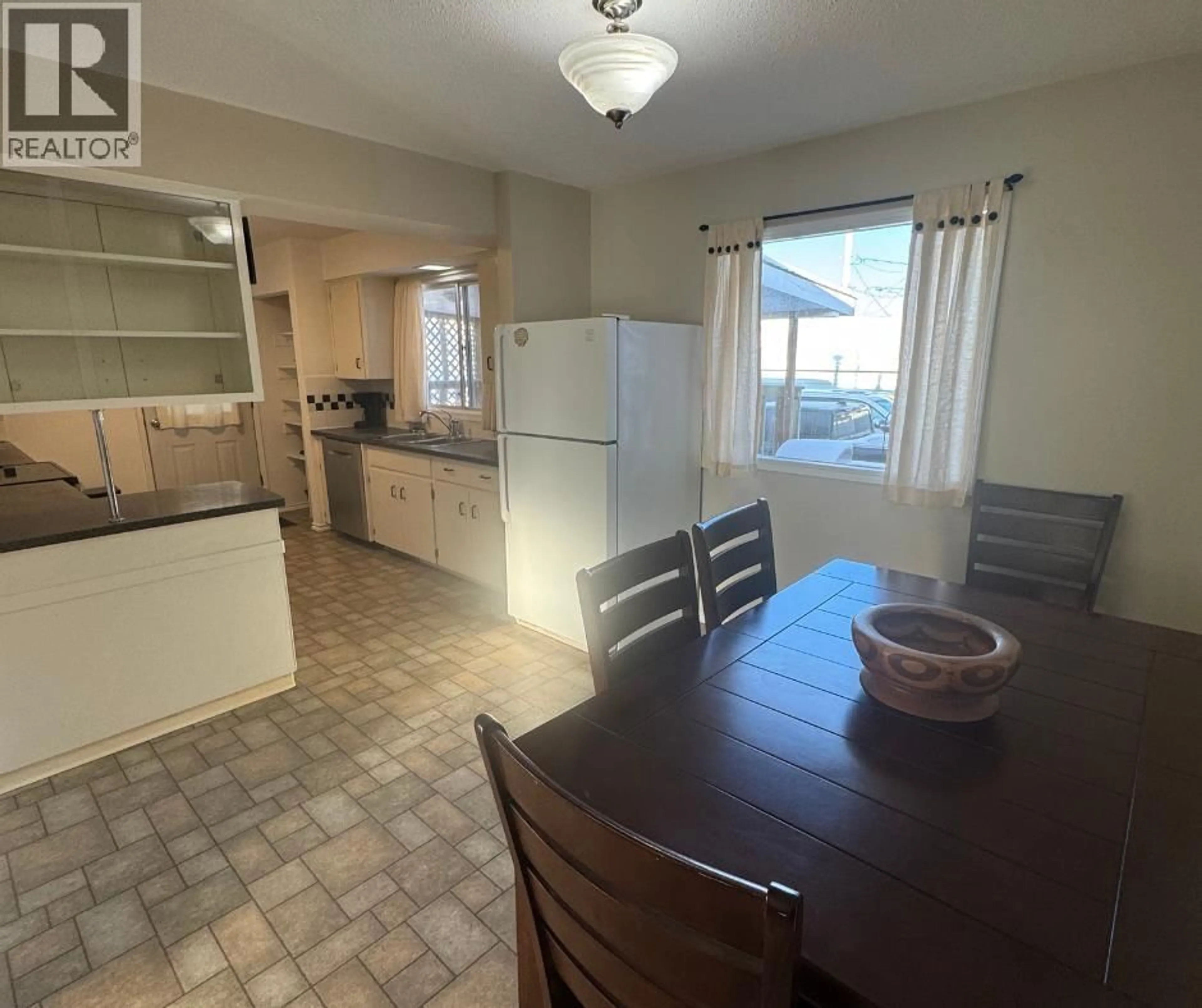 Unknown for 10716 105 AVENUE, Fort St. John British Columbia V1J2N1