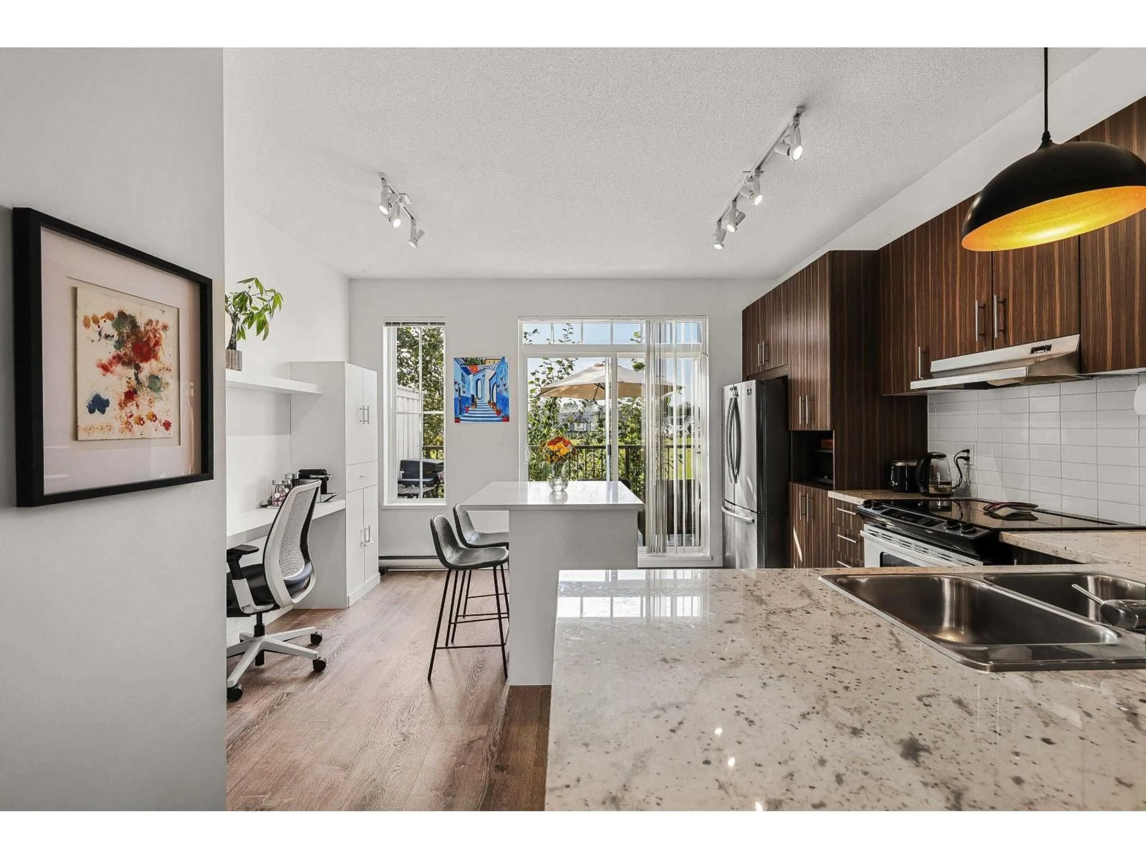 Open concept kitchen, ceramic/tile floor for 81 - 31032 WESTRIDGE PLACE, Abbotsford British Columbia V2T0C6