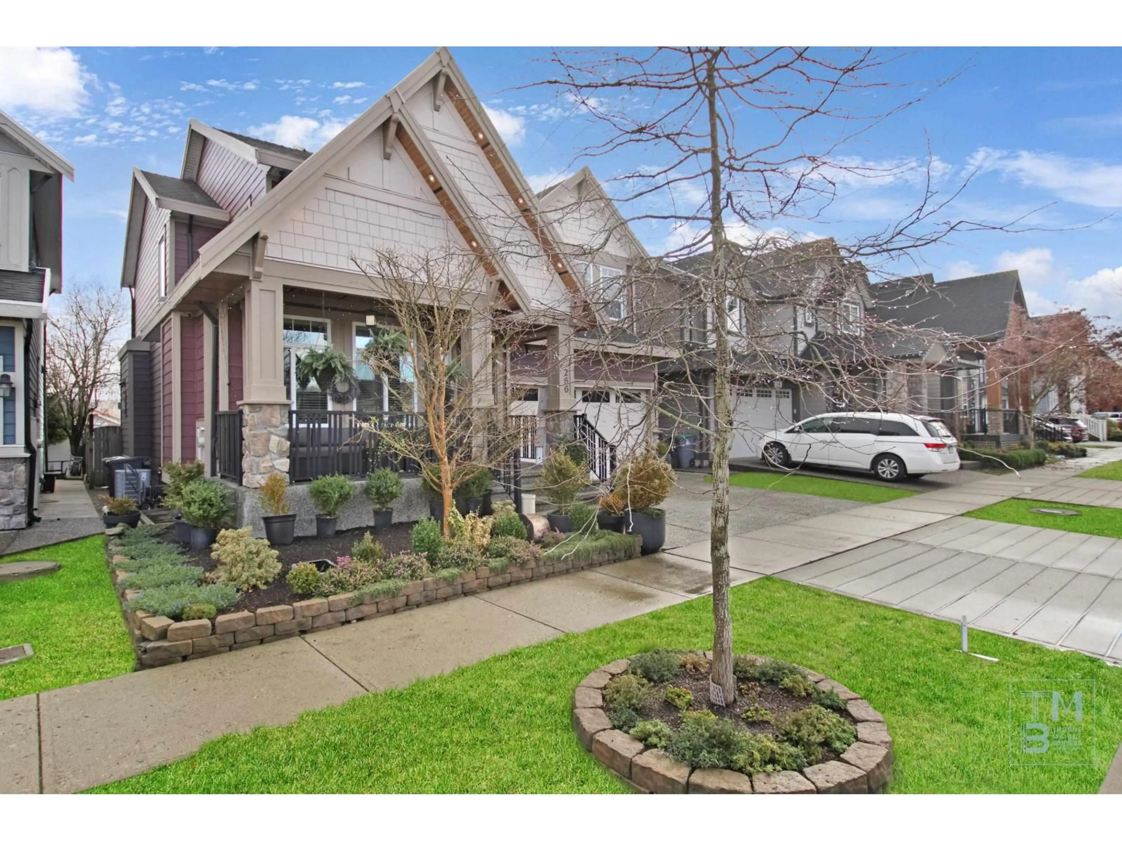 Unknown for 266 174A STREET WEST, Surrey British Columbia V3Z6R9