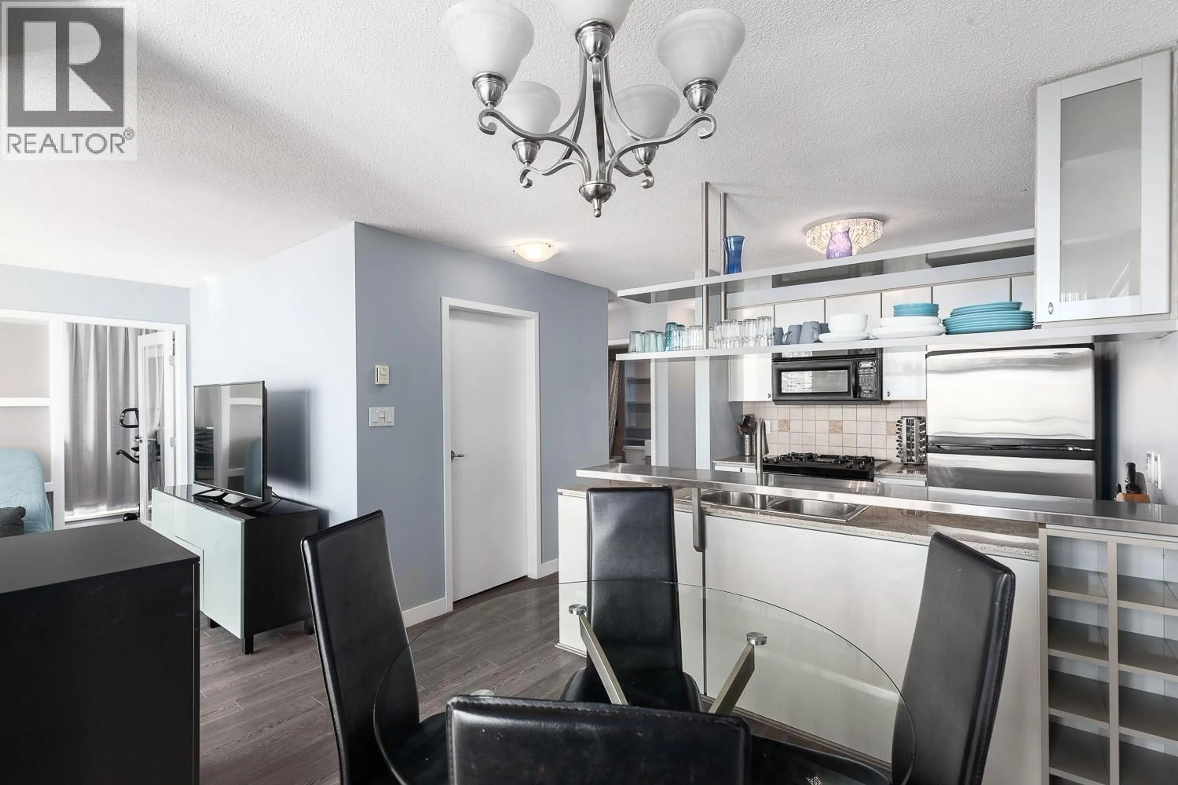 Open concept kitchen, ceramic/tile floor for 2706 - 1438 RICHARDS STREET, Vancouver British Columbia V6Z3B8