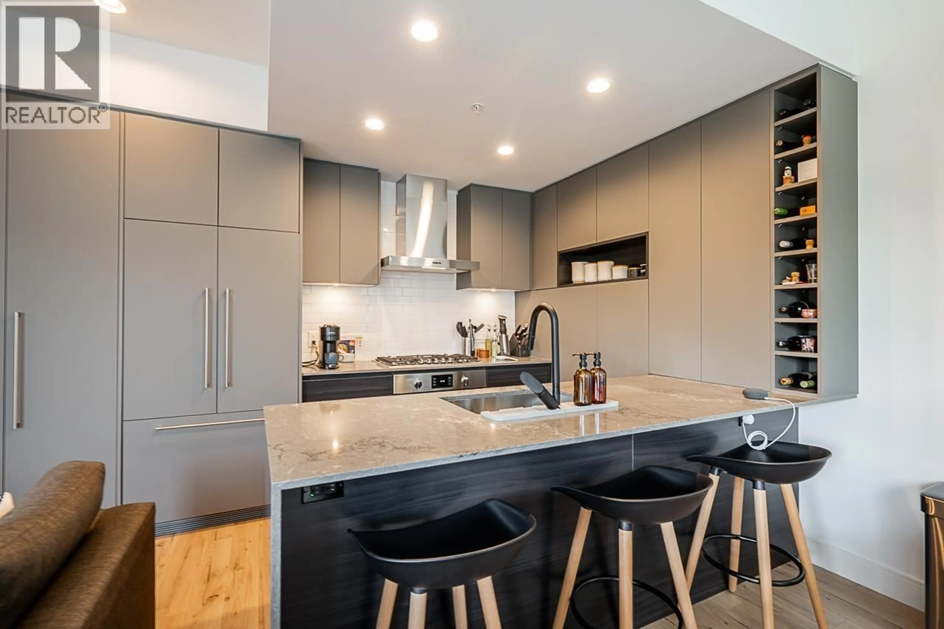 Contemporary kitchen, unknown for 435 - 55 KLAHANIE DRIVE, Port Moody British Columbia V3H0M9