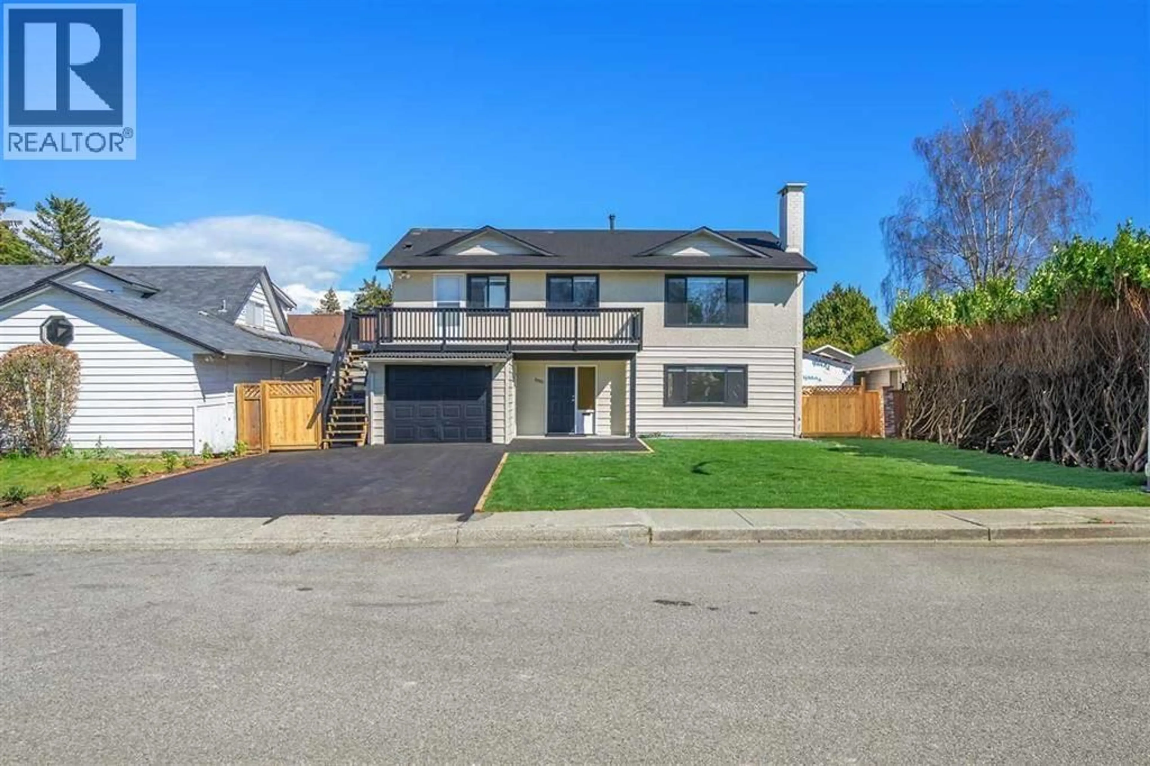 A pic from outside/outdoor area/front of a property/back of a property/a pic from drone, street for 9480 KINGSWOOD DRIVE, Richmond British Columbia V7A3X5