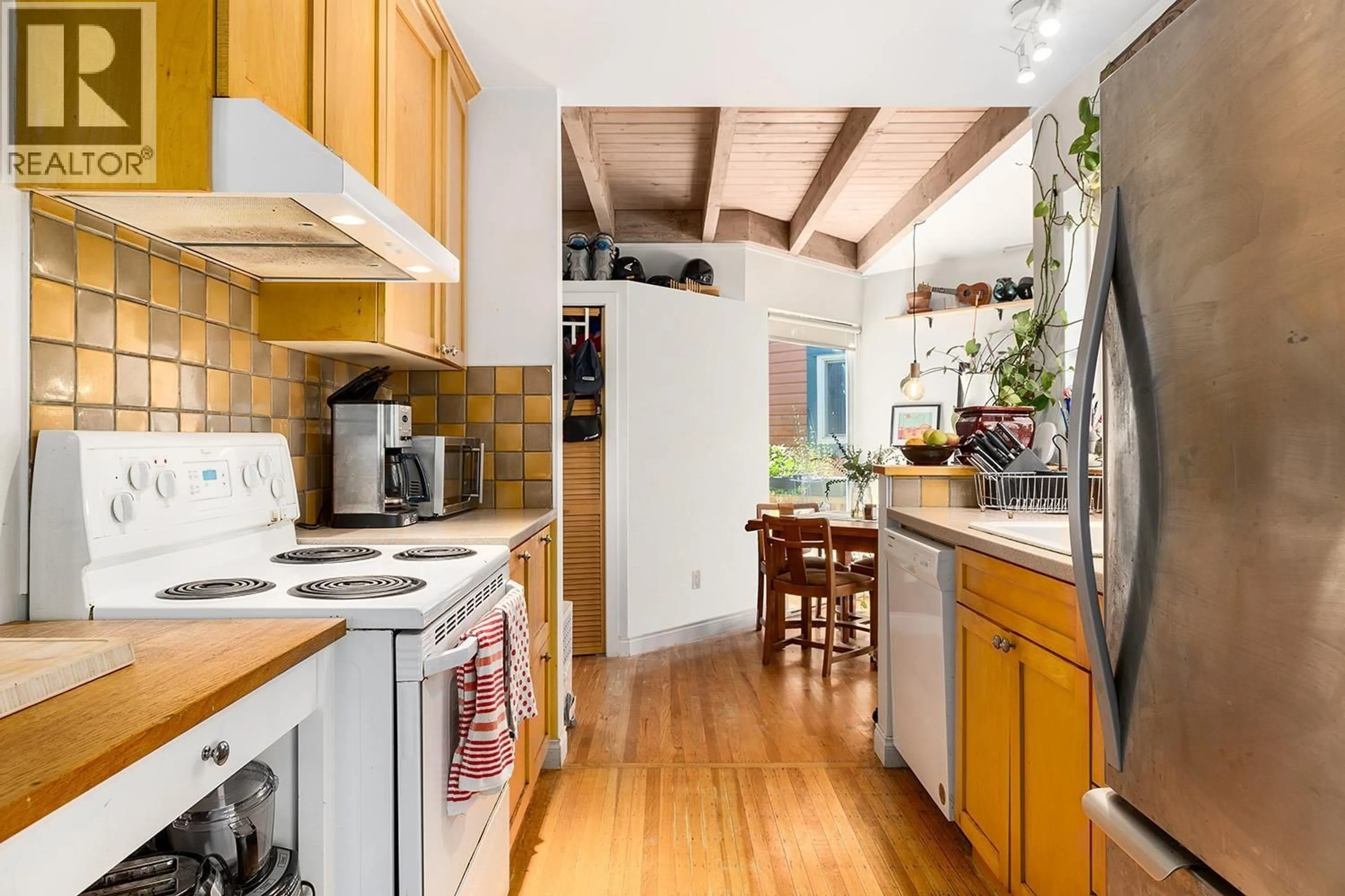 Open concept kitchen, unknown for 765 KEEFER STREET, Vancouver British Columbia V6A1Y6