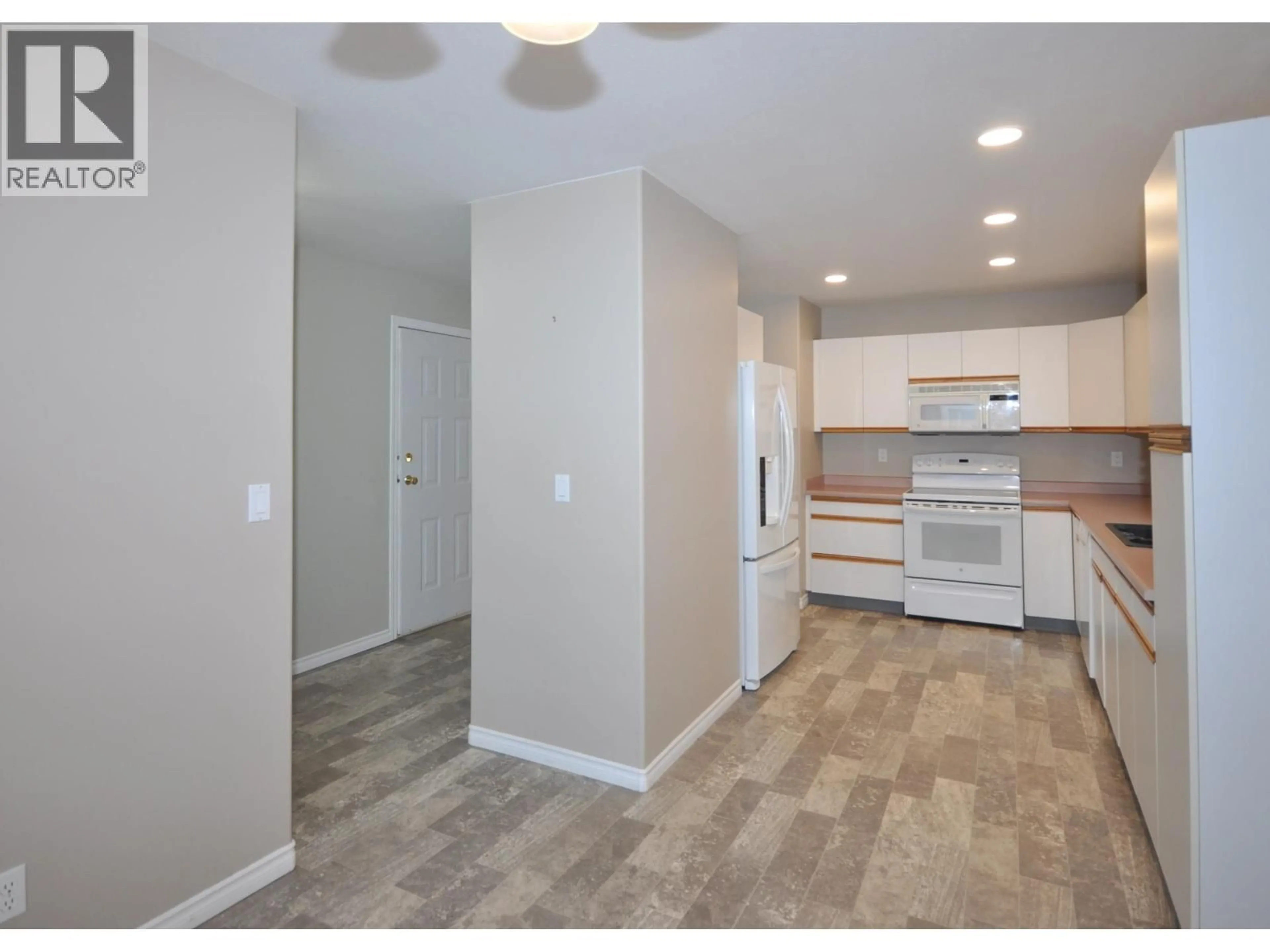 Unknown for 45 - 500 WOTZKE DRIVE, Williams Lake British Columbia V2G4S9