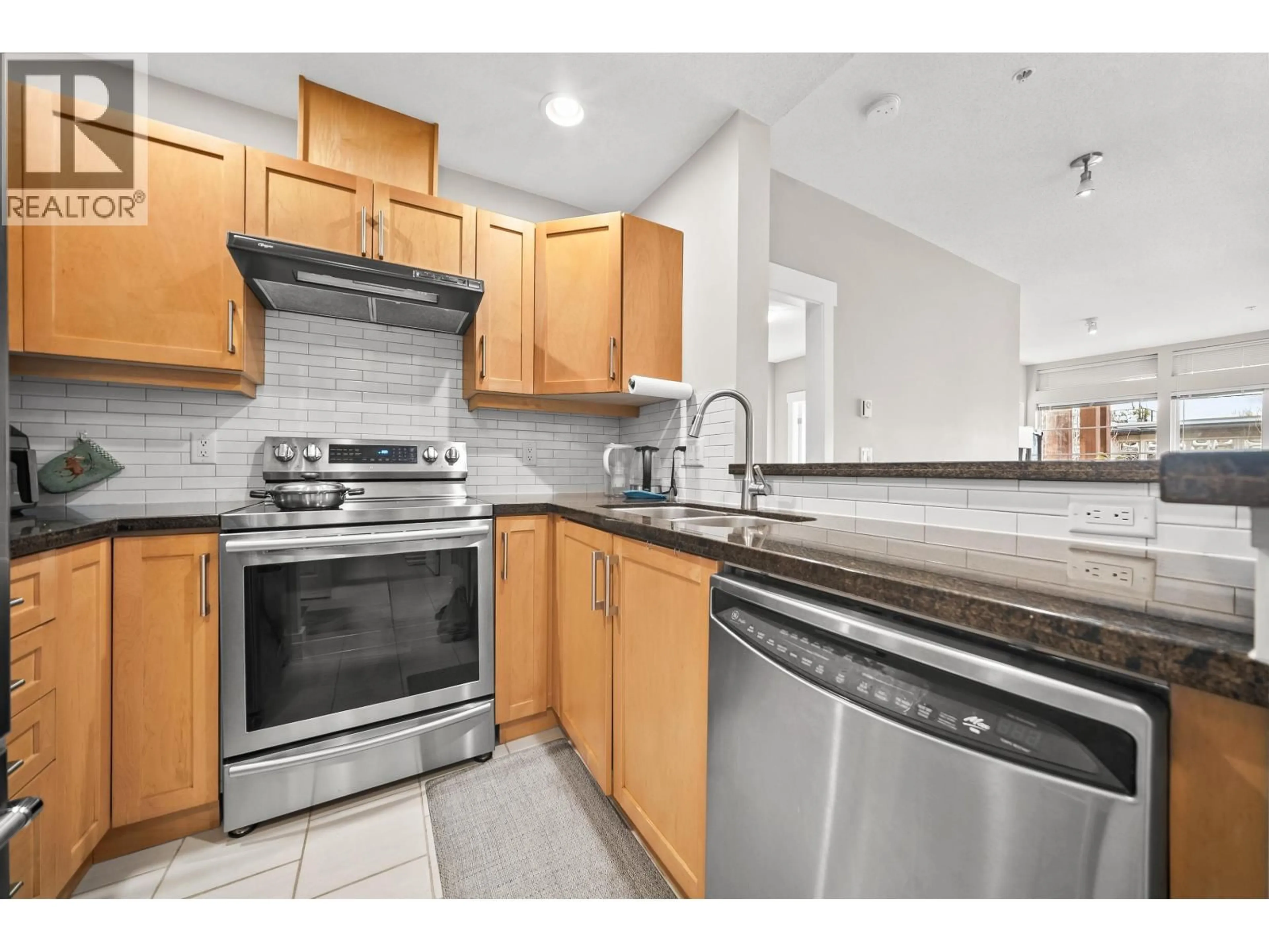 Standard kitchen, unknown for 300 - 6328 LARKIN DRIVE, Vancouver British Columbia V6T2K2