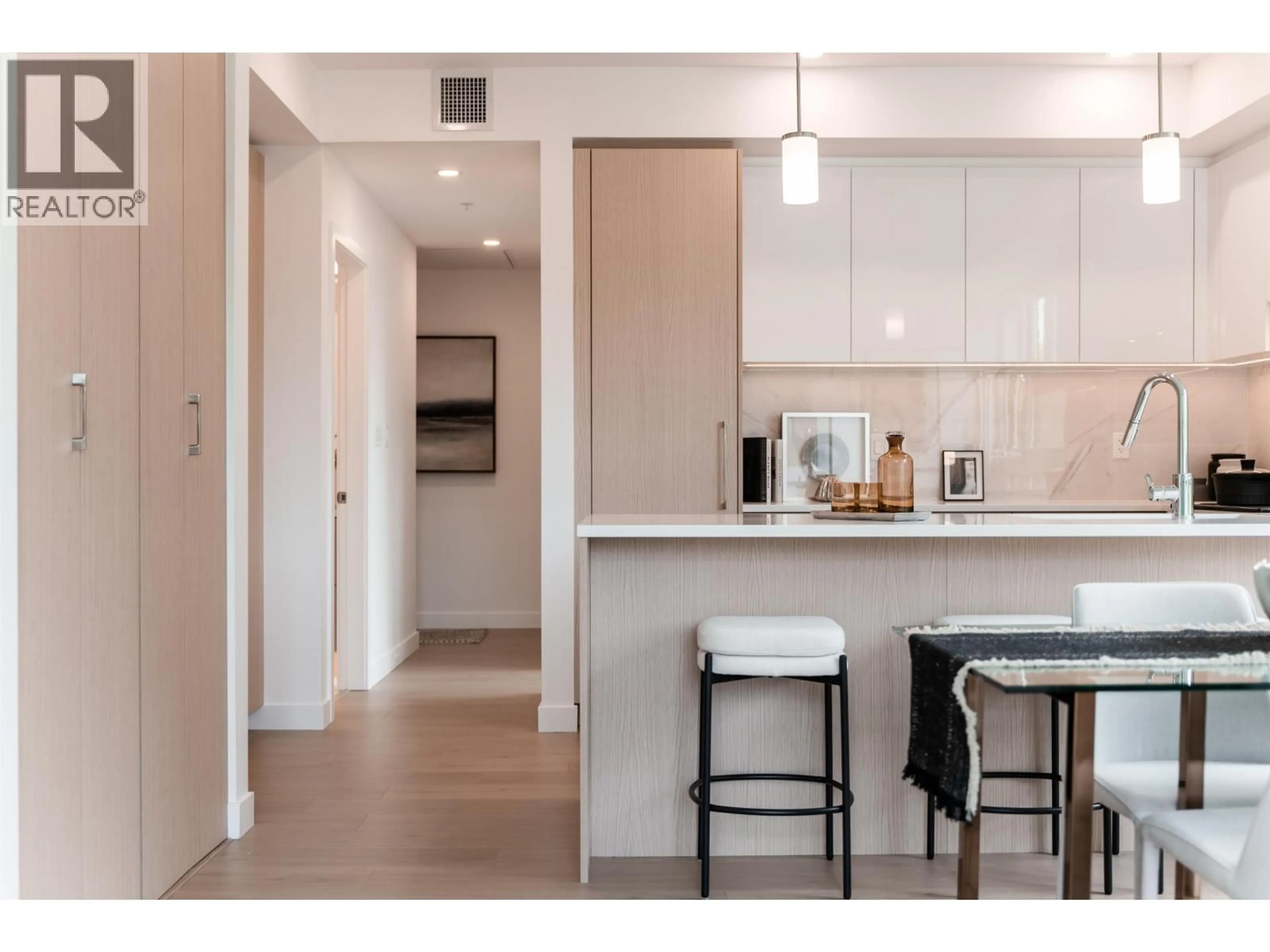 Open concept kitchen, unknown for 416 - 150 JAMES ROAD, Port Moody British Columbia V3H2S4