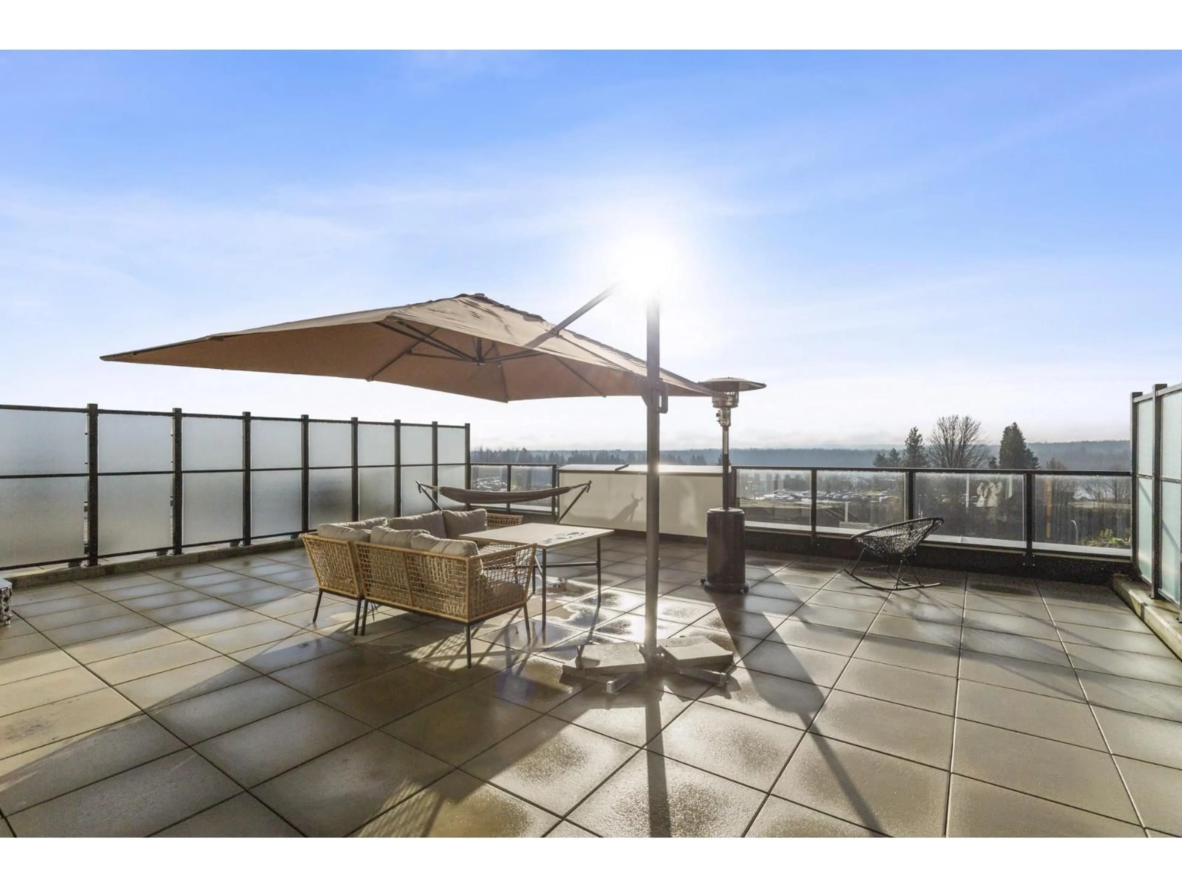 Patio, unknown for 105 - 31900 RAVEN AVENUE, Mission British Columbia V2V0H5