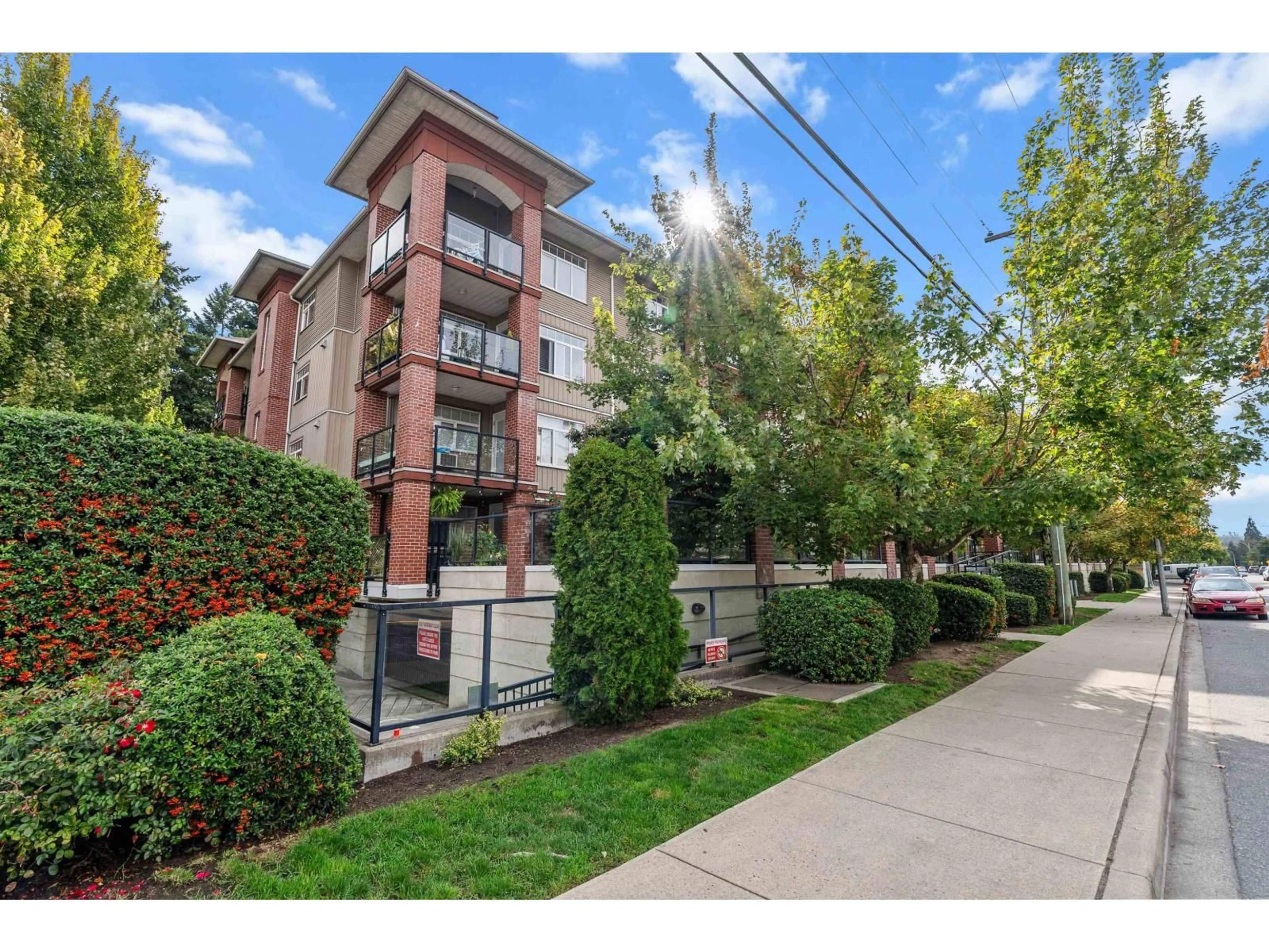 Unknown for 216 - 5516 198 STREET, Langley British Columbia V3A0A6