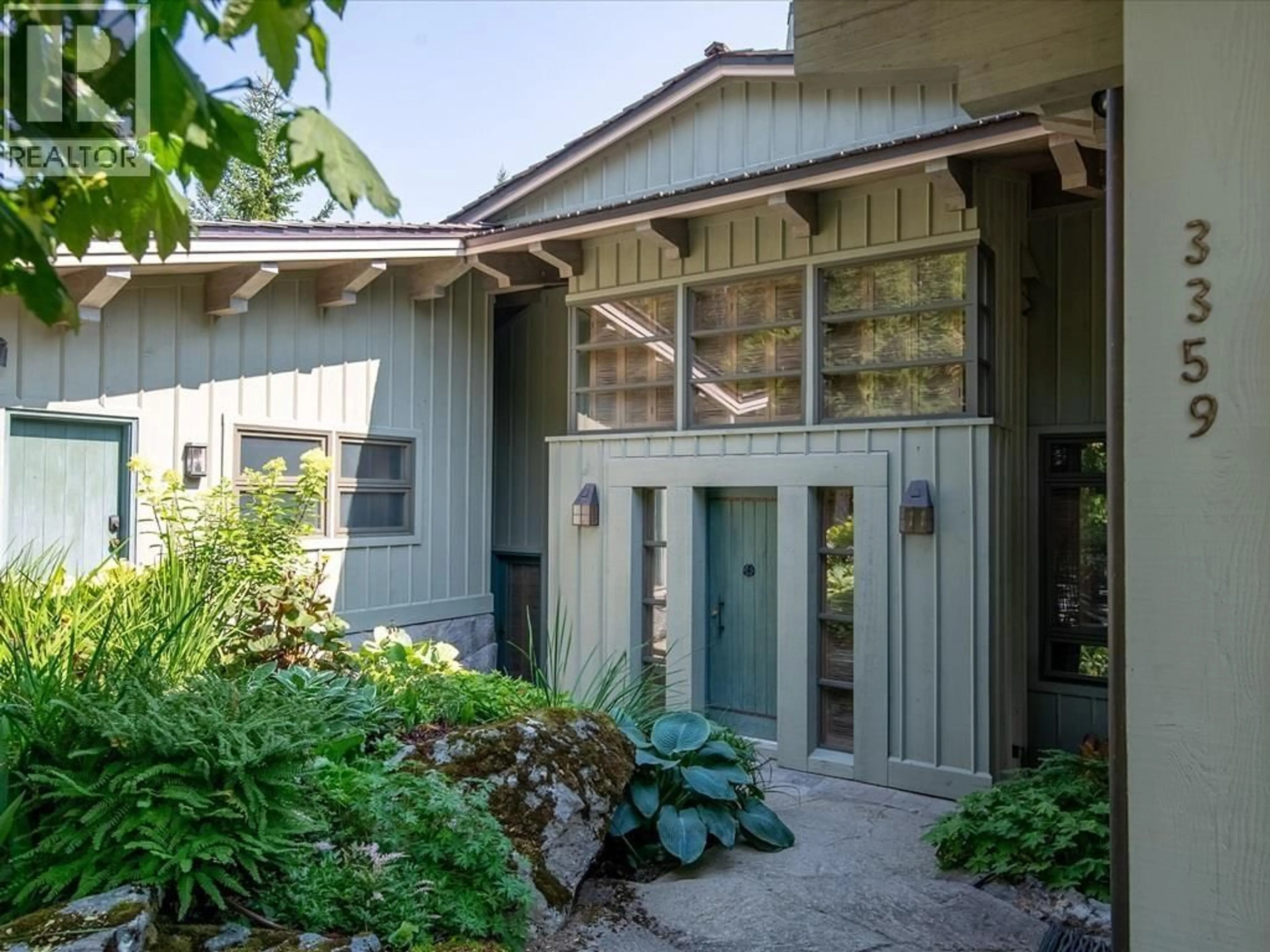 Indoor entryway for 3359 OSPREY PLACE, Whistler British Columbia V8E0B8