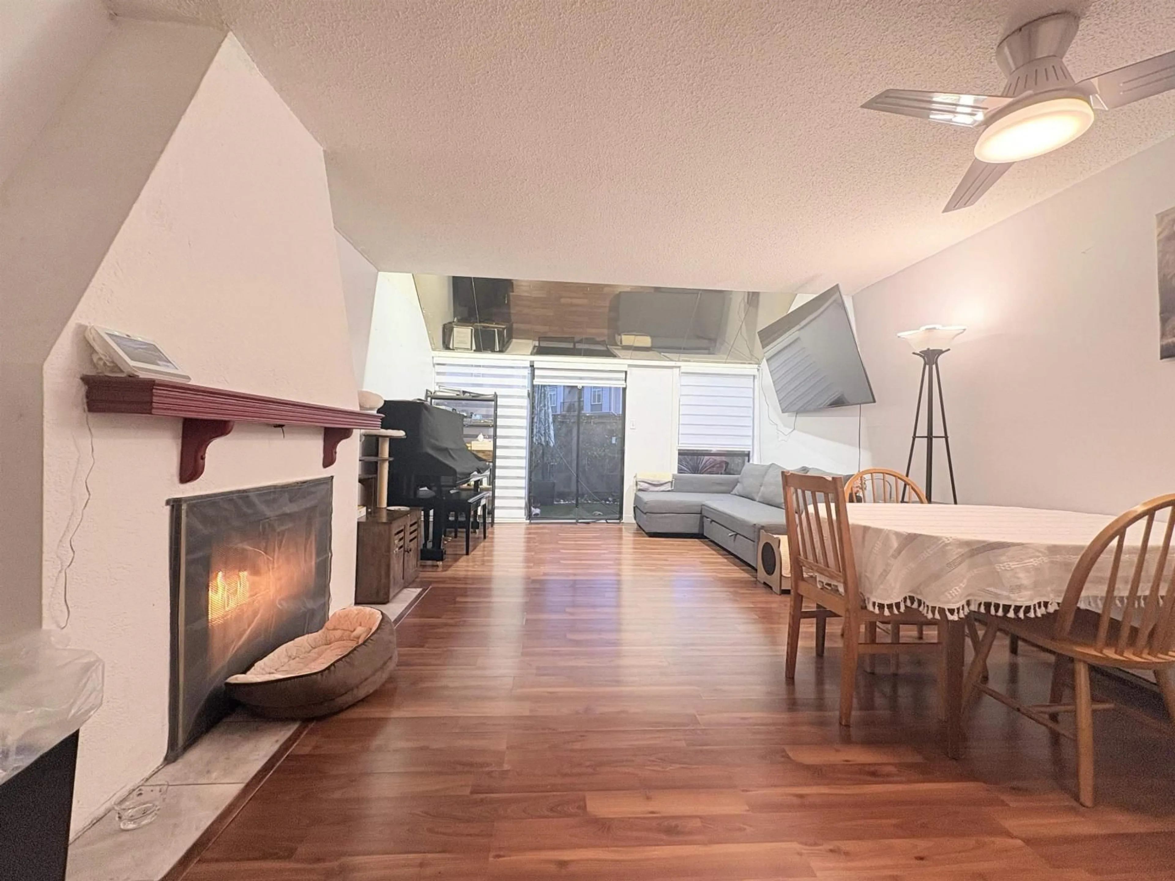 A pic of a room for 84 - 17714 60 AVENUE, Surrey British Columbia V3S1V2