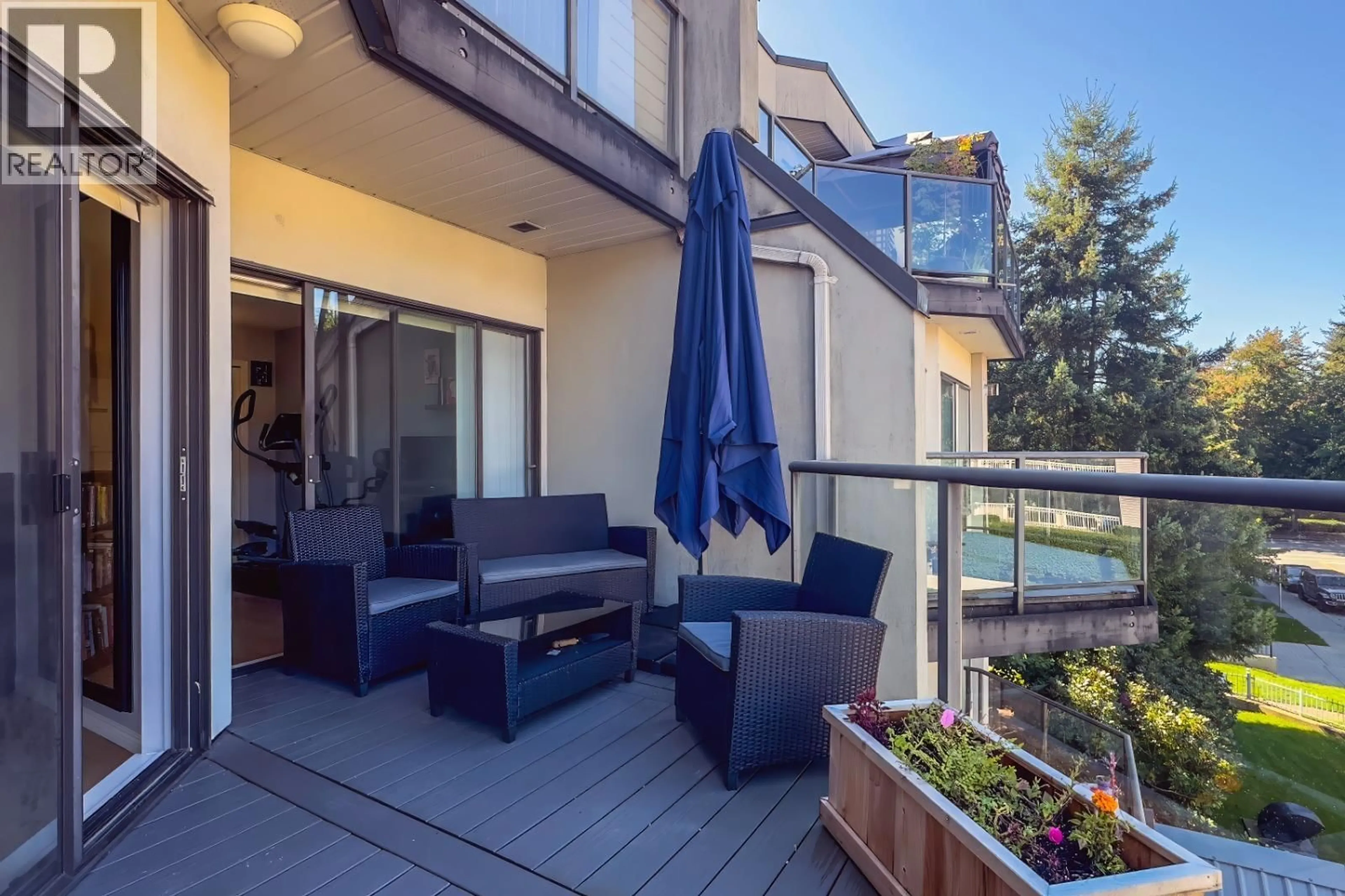 Patio, water/lake/river/ocean view for 302 - 2968 BURLINGTON DRIVE, Coquitlam British Columbia V3B7N4