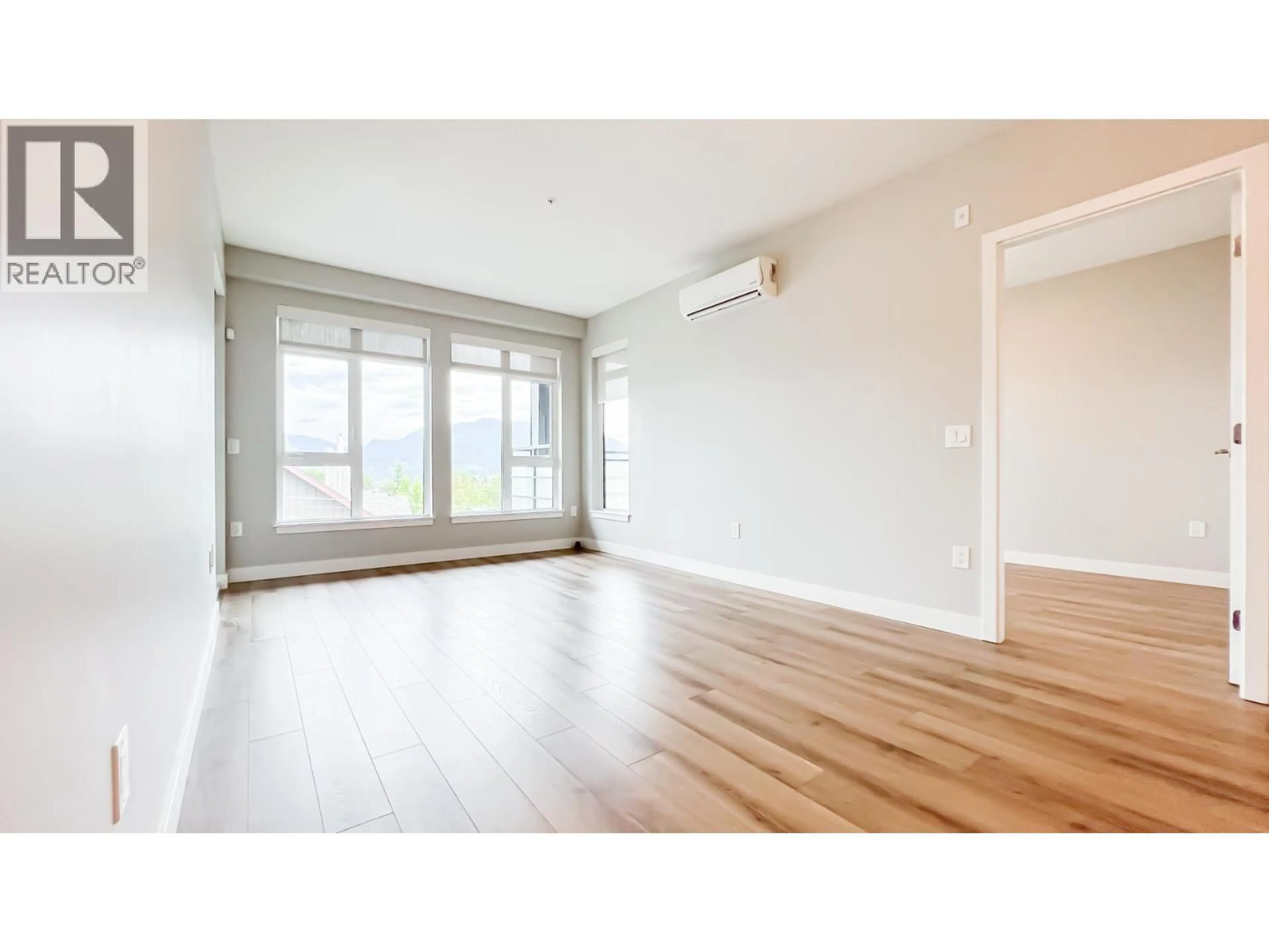 A pic of a room for 503 - 4289 HASTINGS STREET, Burnaby British Columbia V5C0K9