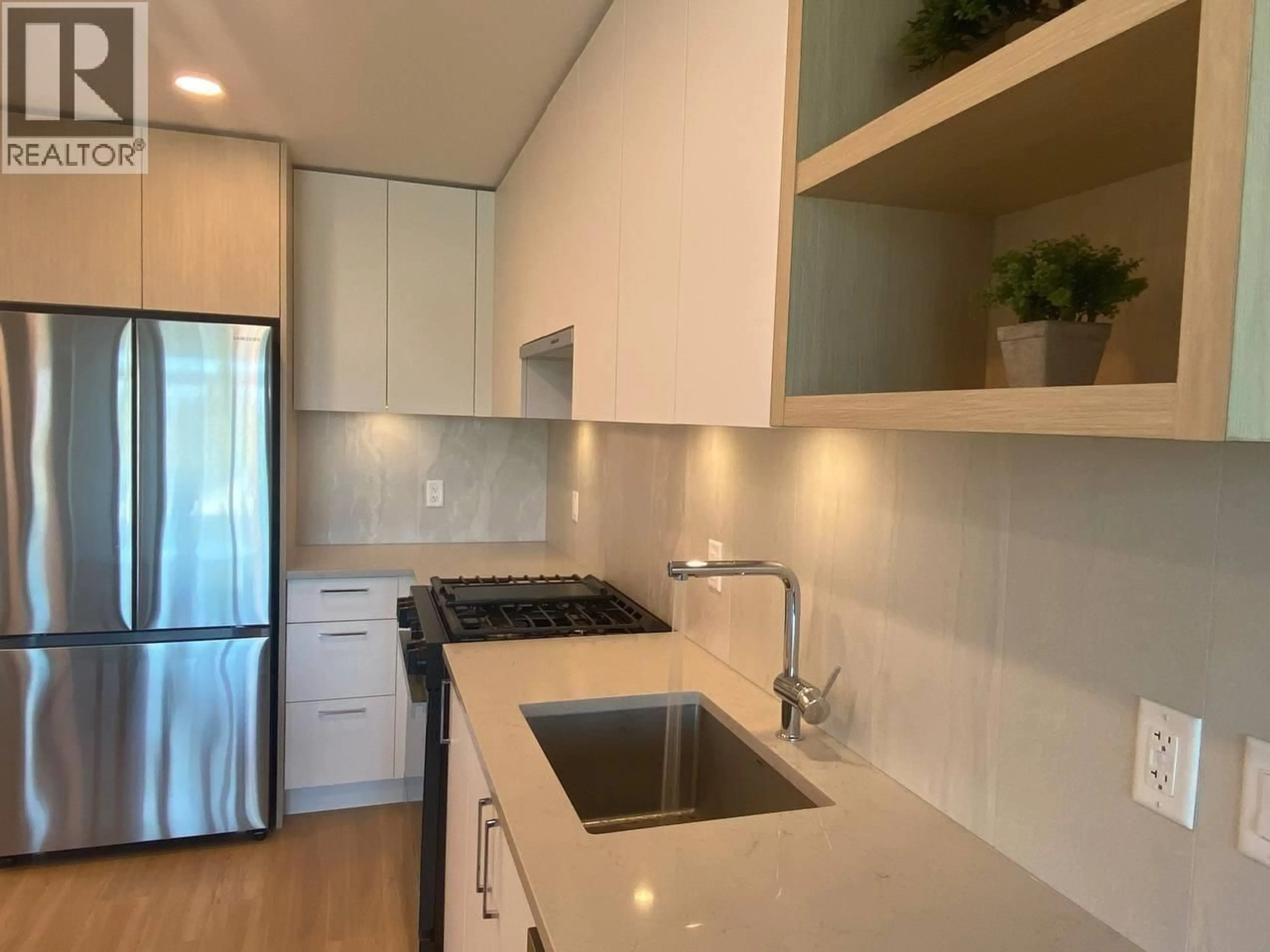 Standard kitchen, unknown for 508 - 723 GROVER AVENUE, Coquitlam British Columbia V3J0N9