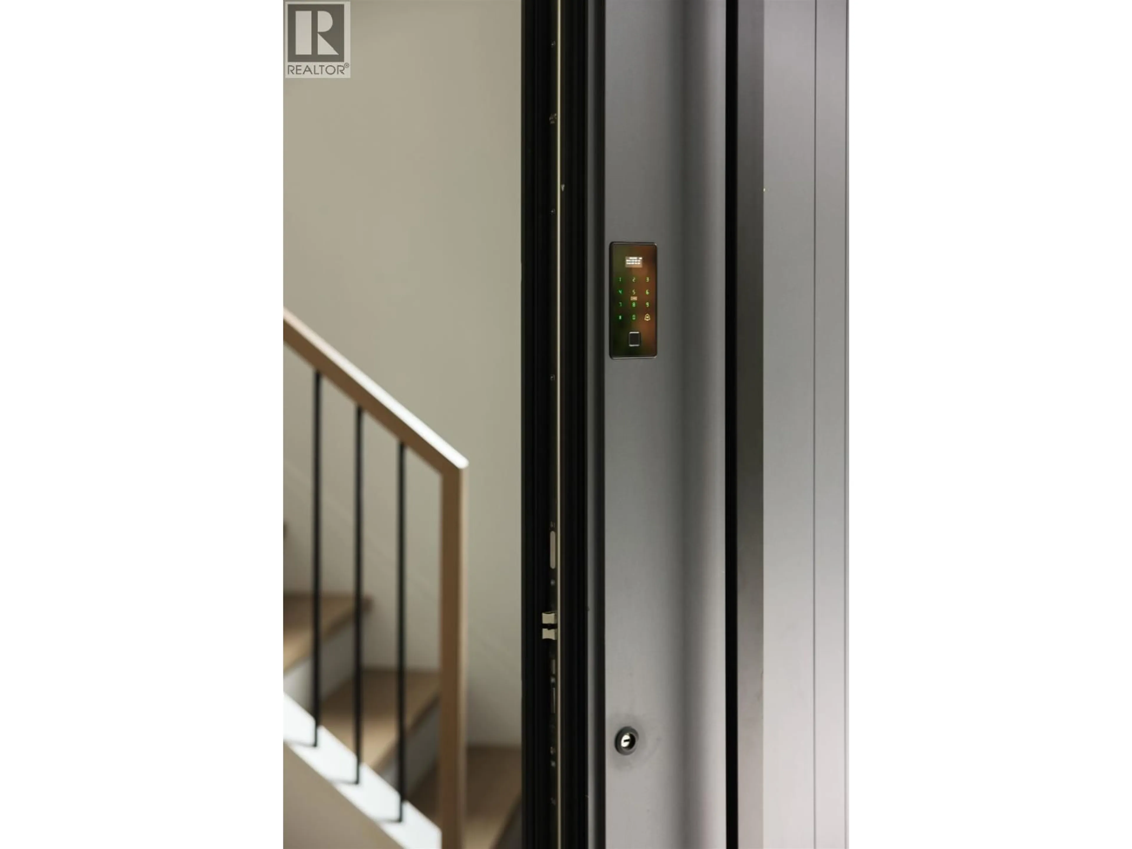 Indoor entryway for 1183 33RD AVENUE, Vancouver British Columbia V6M1A2