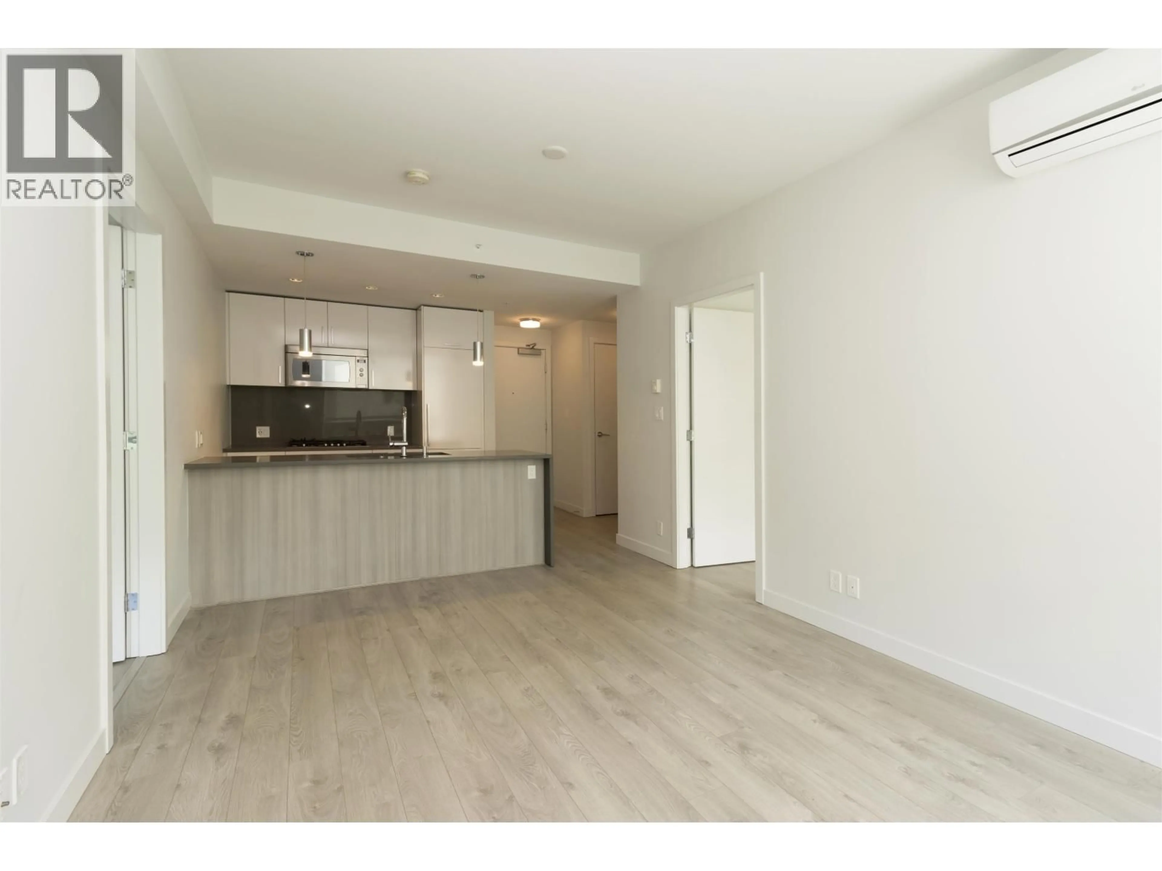 A pic of a room for 615 - 5599 COONEY ROAD, Richmond British Columbia V6X0N8