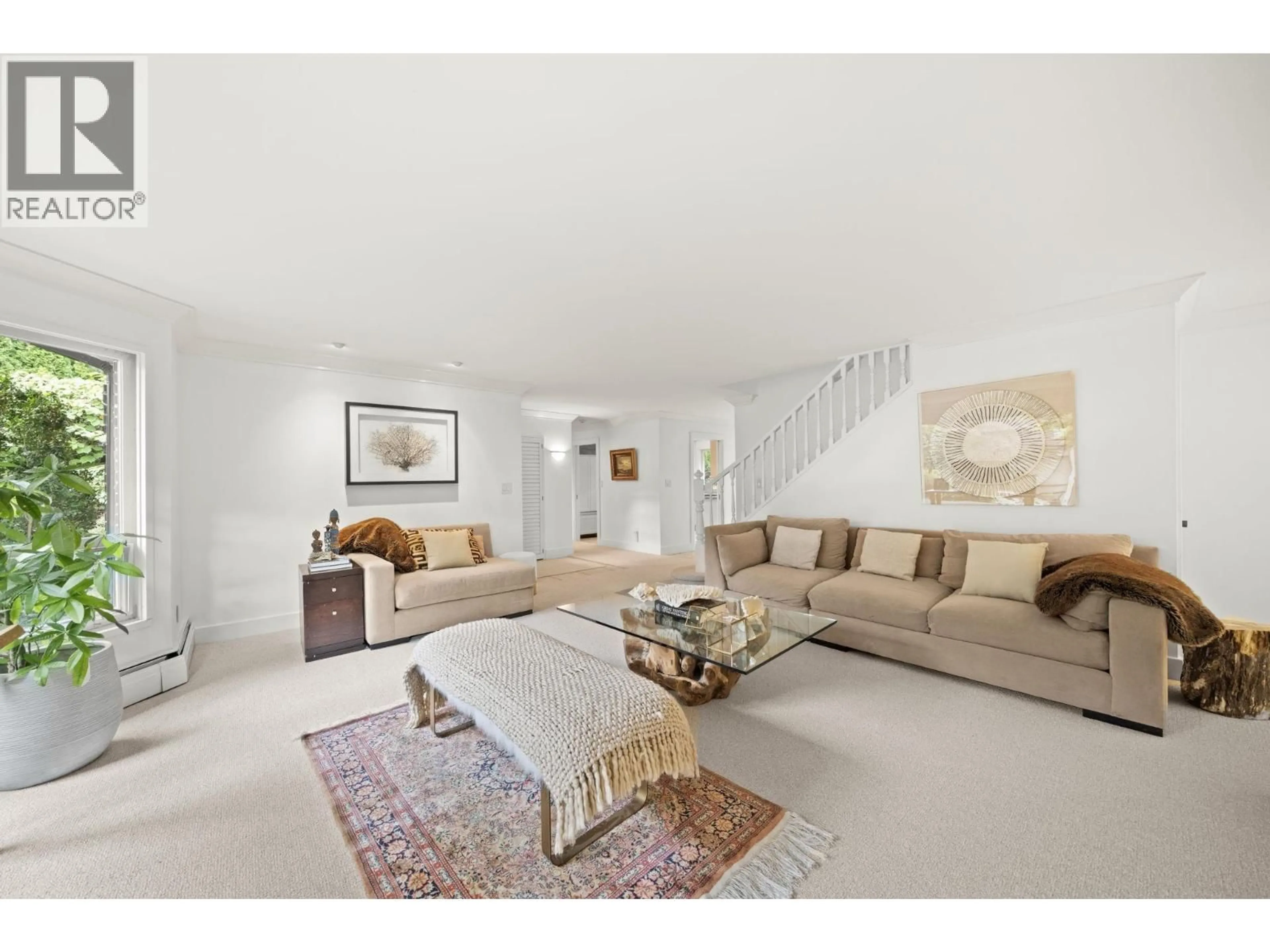 Living room with furniture, carpet floor for 1443 MCRAE AVENUE, Vancouver British Columbia V6H1V1
