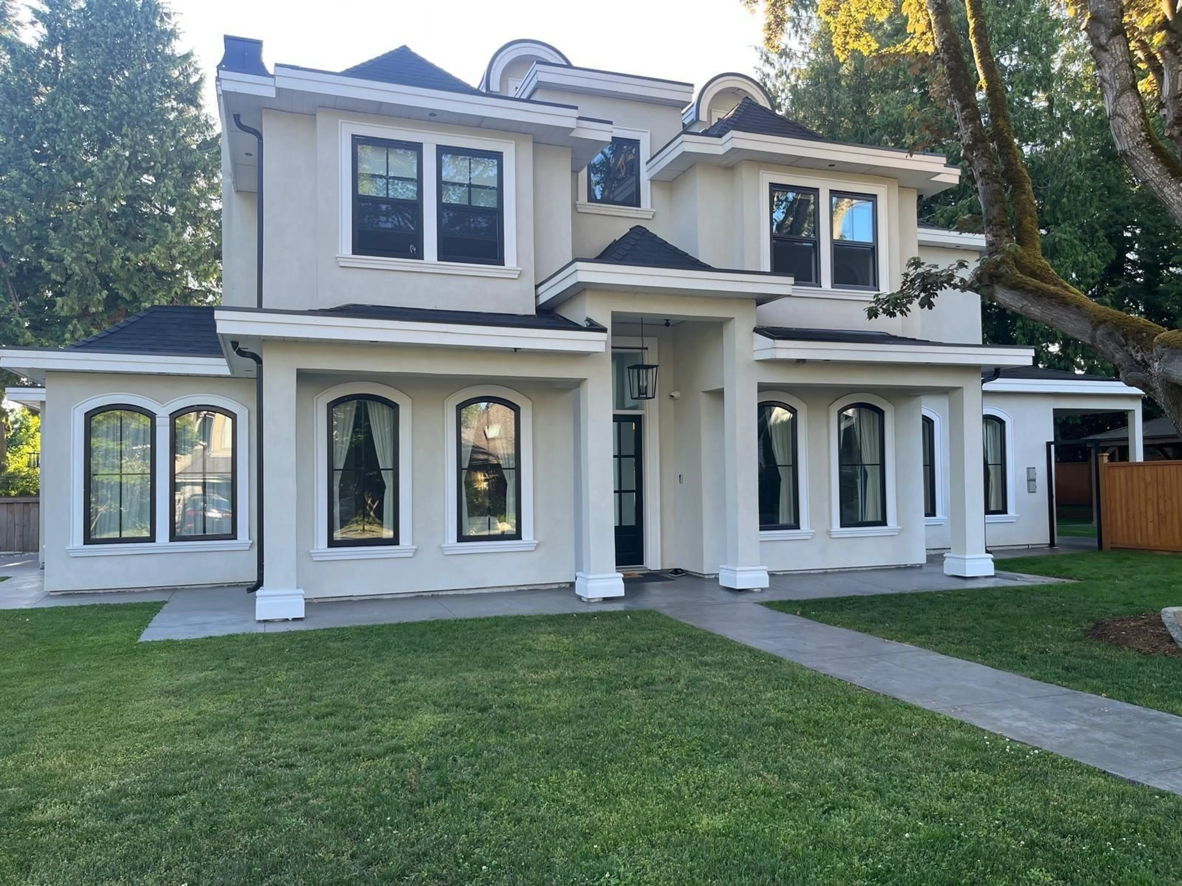 Home with vinyl exterior material, street for 1577 131 STREET, Surrey British Columbia V4A4B2