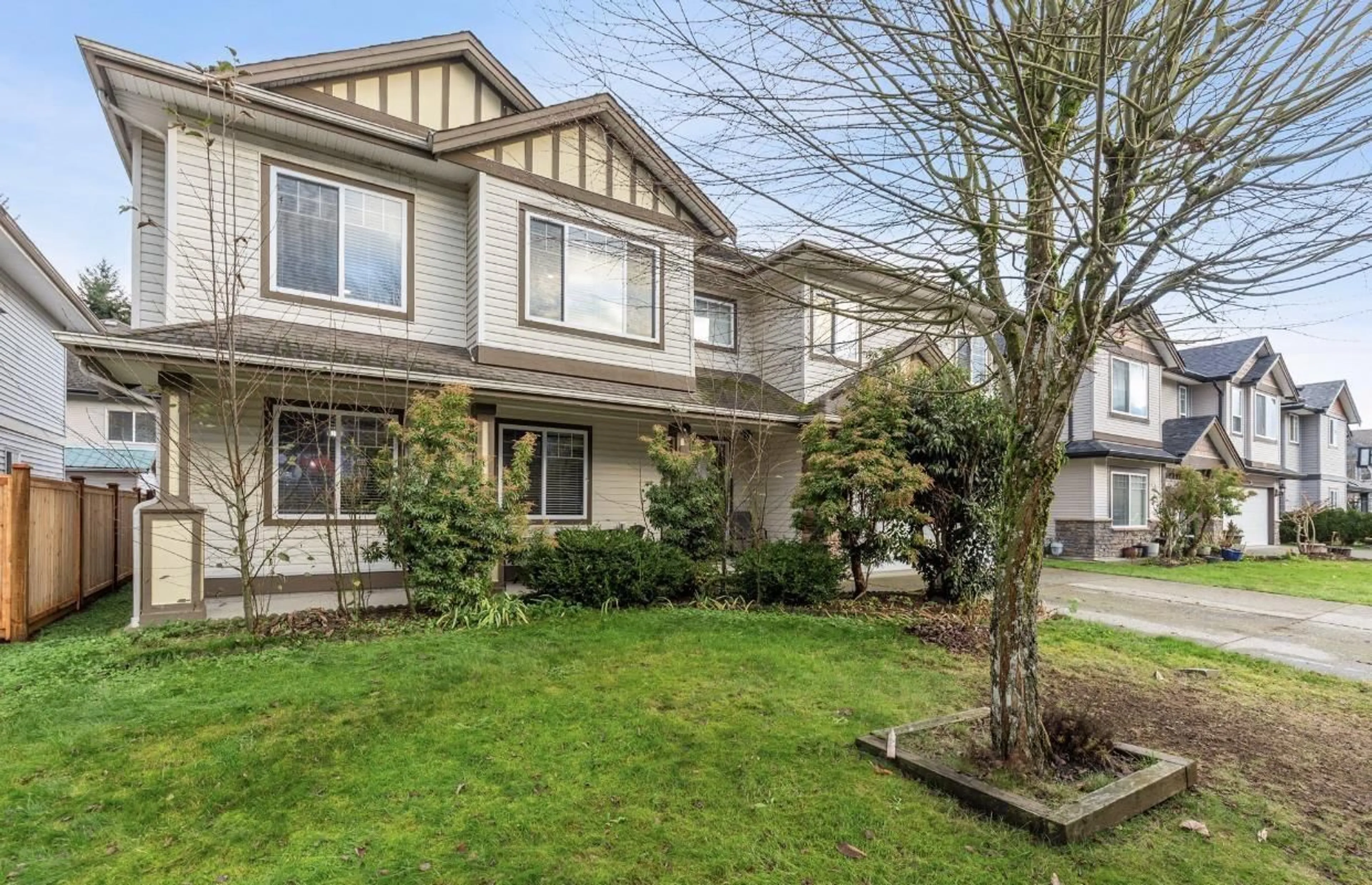 Home with vinyl exterior material, street for 8530 FENNELL STREET, Mission British Columbia V4S1M2