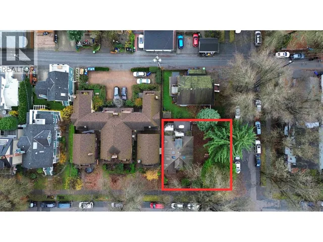 174 11TH AVENUE, Vancouver 2