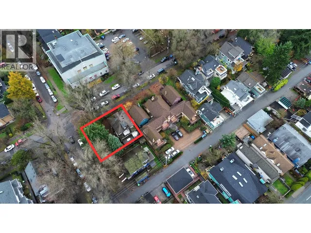 174 11TH AVENUE, Vancouver 3