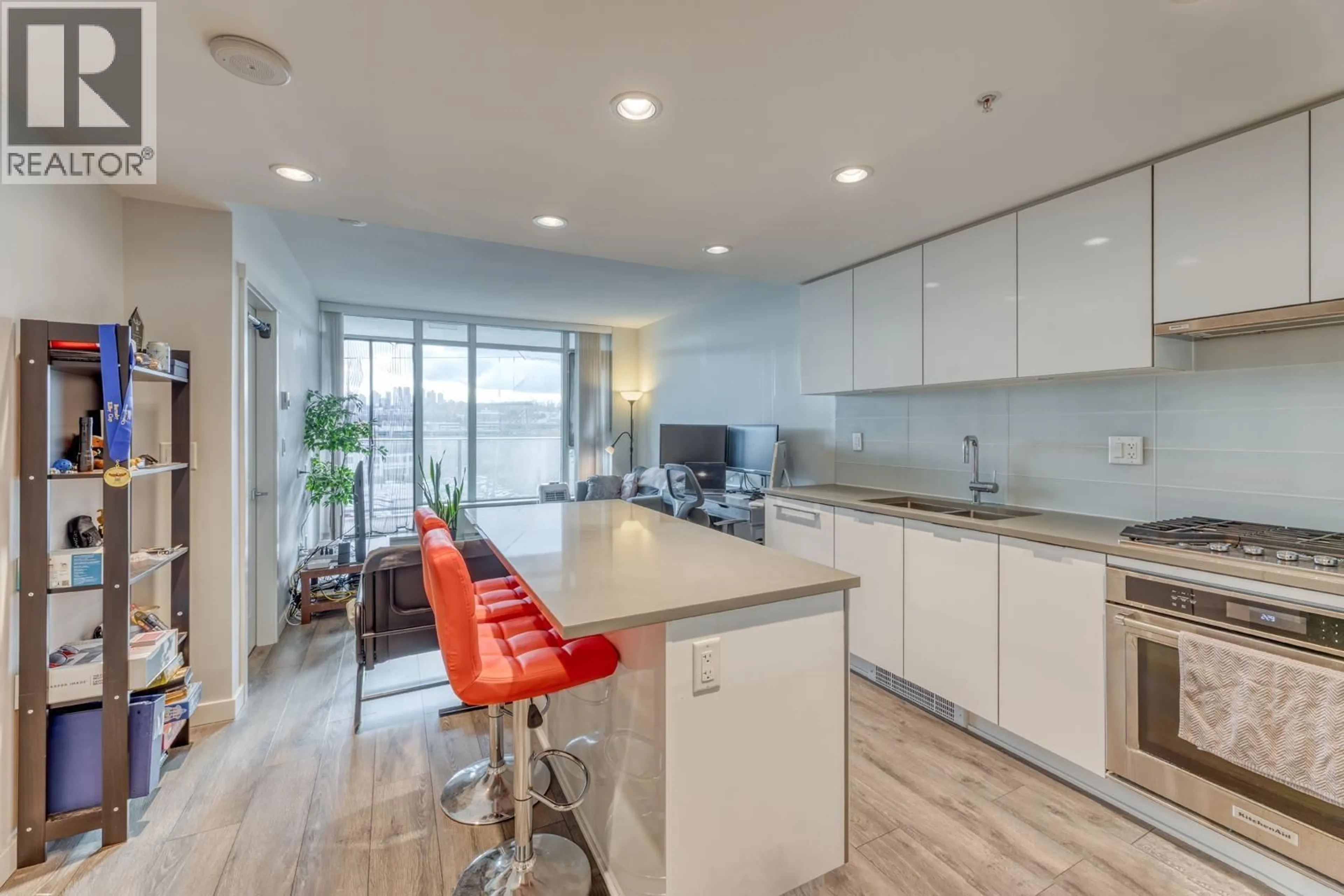 Open concept kitchen, unknown for 603 - 2388 MADISON AVENUE, Burnaby British Columbia V5C0K8