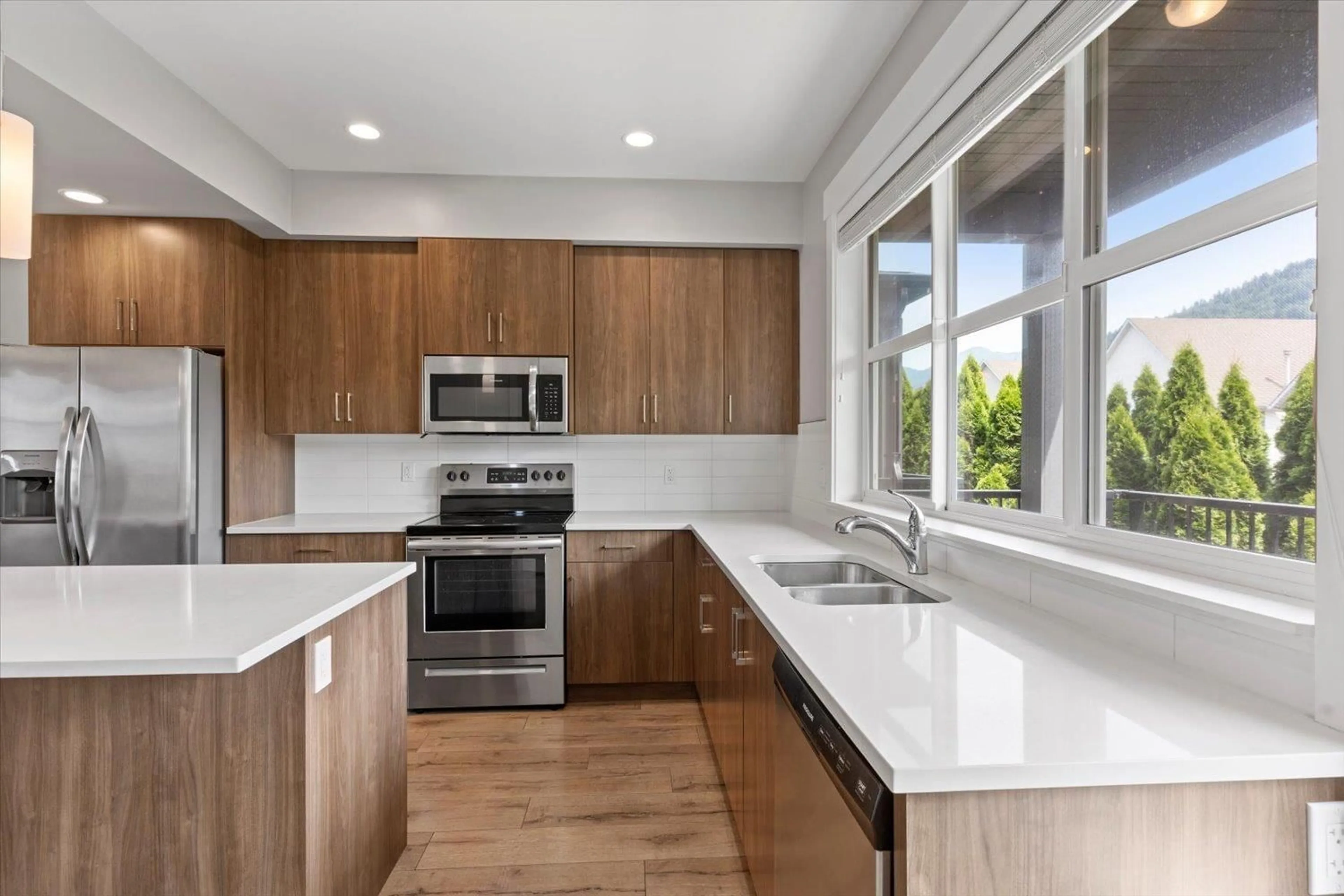 Open concept kitchen, unknown for 18 - 6029 PROMONTORY ROAD, Chilliwack British Columbia V2R6B1