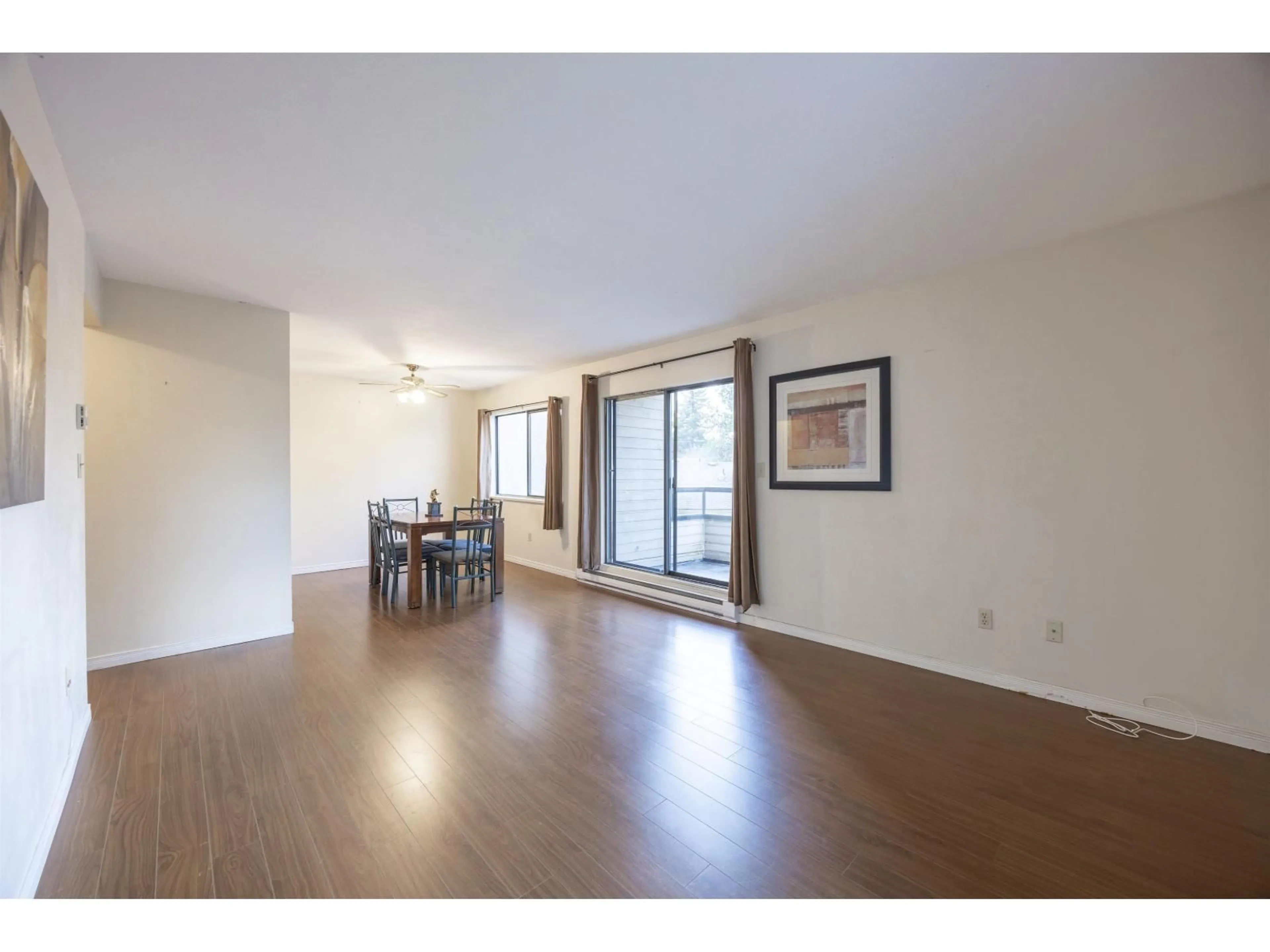 A pic of a room for 309 - 13344 102A AVENUE, Surrey British Columbia V3T5J7