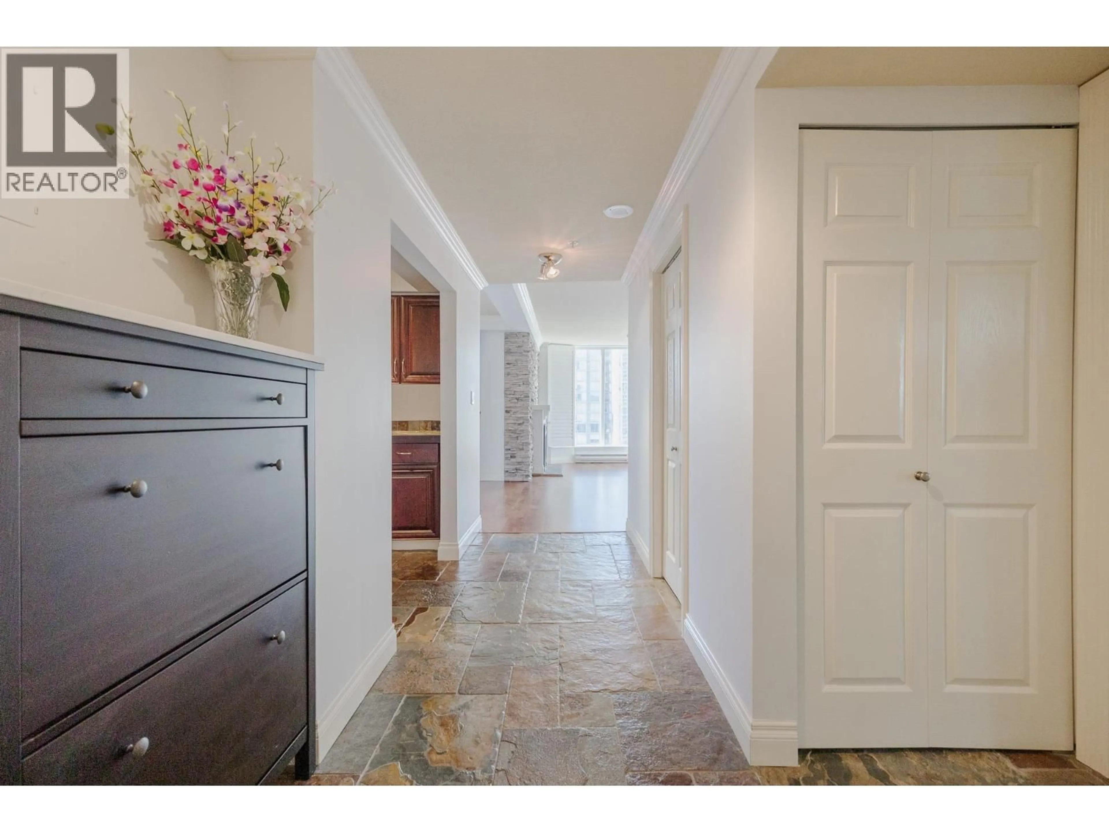 Indoor entryway for PH1 - 1180 PINETREE WAY, Coquitlam British Columbia V3B7L2