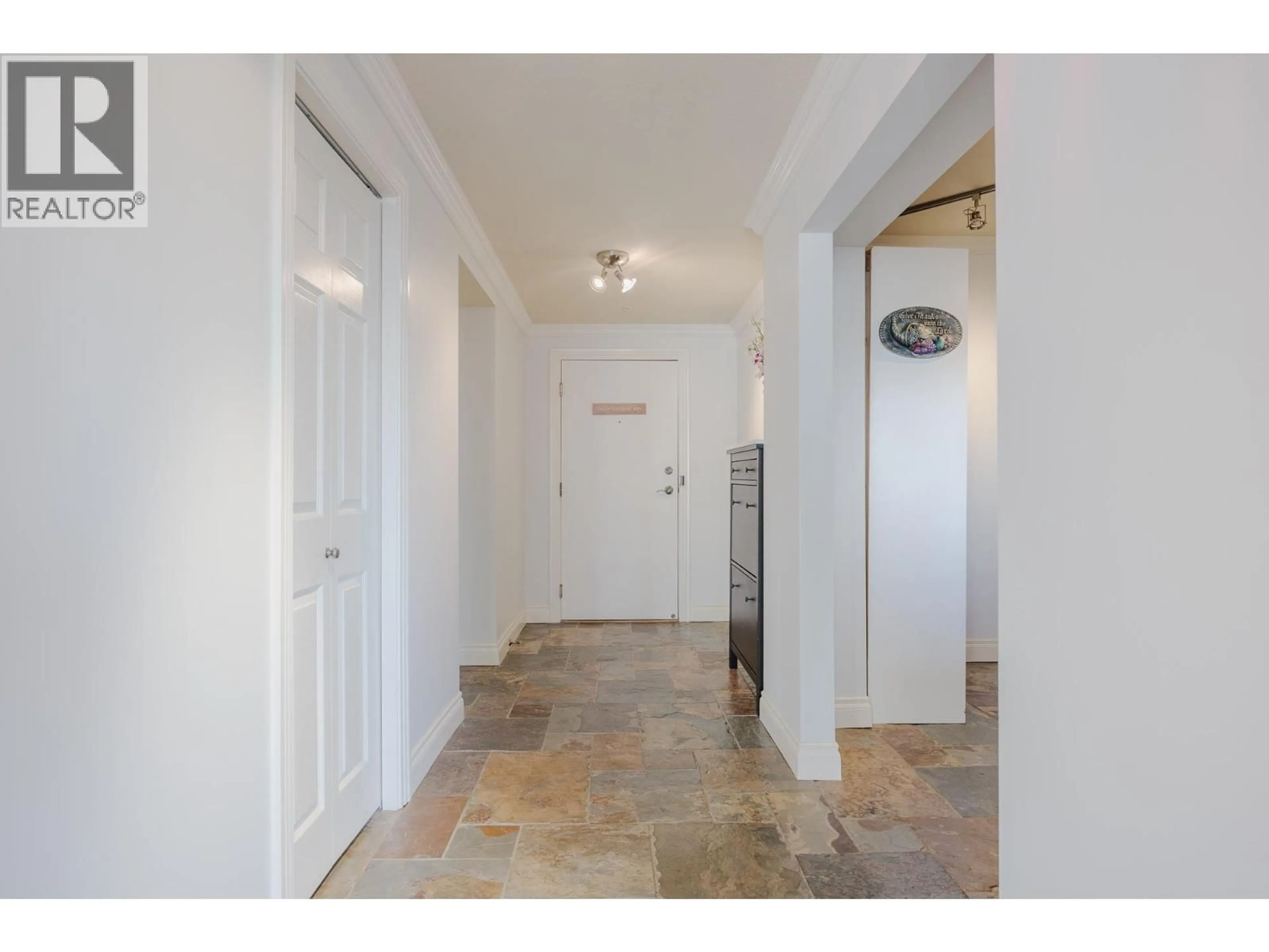 Indoor entryway for PH1 - 1180 PINETREE WAY, Coquitlam British Columbia V3B7L2