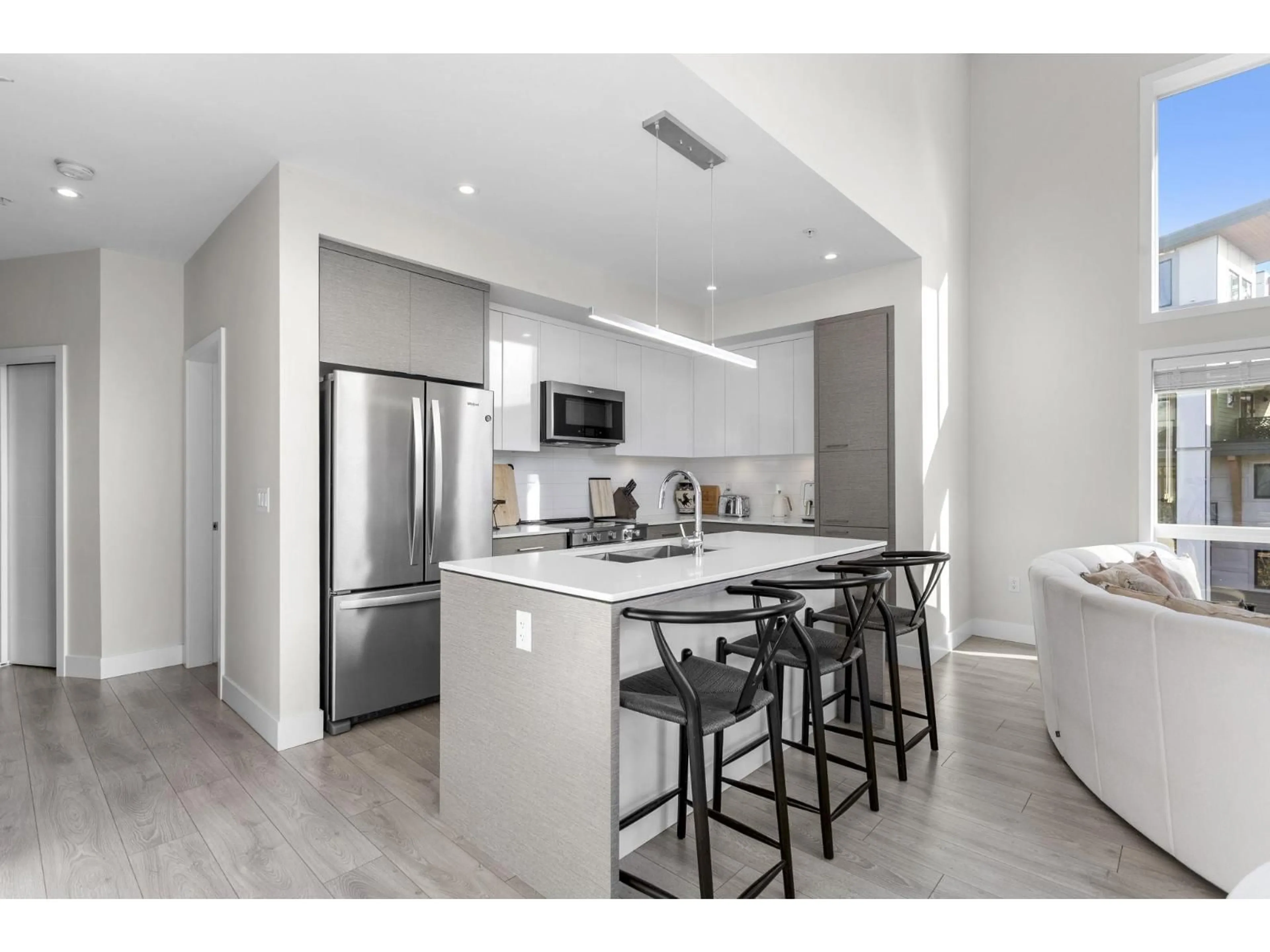 Open concept kitchen, unknown for 401 - 45500 MARKET WAY, Chilliwack British Columbia V2R6G5