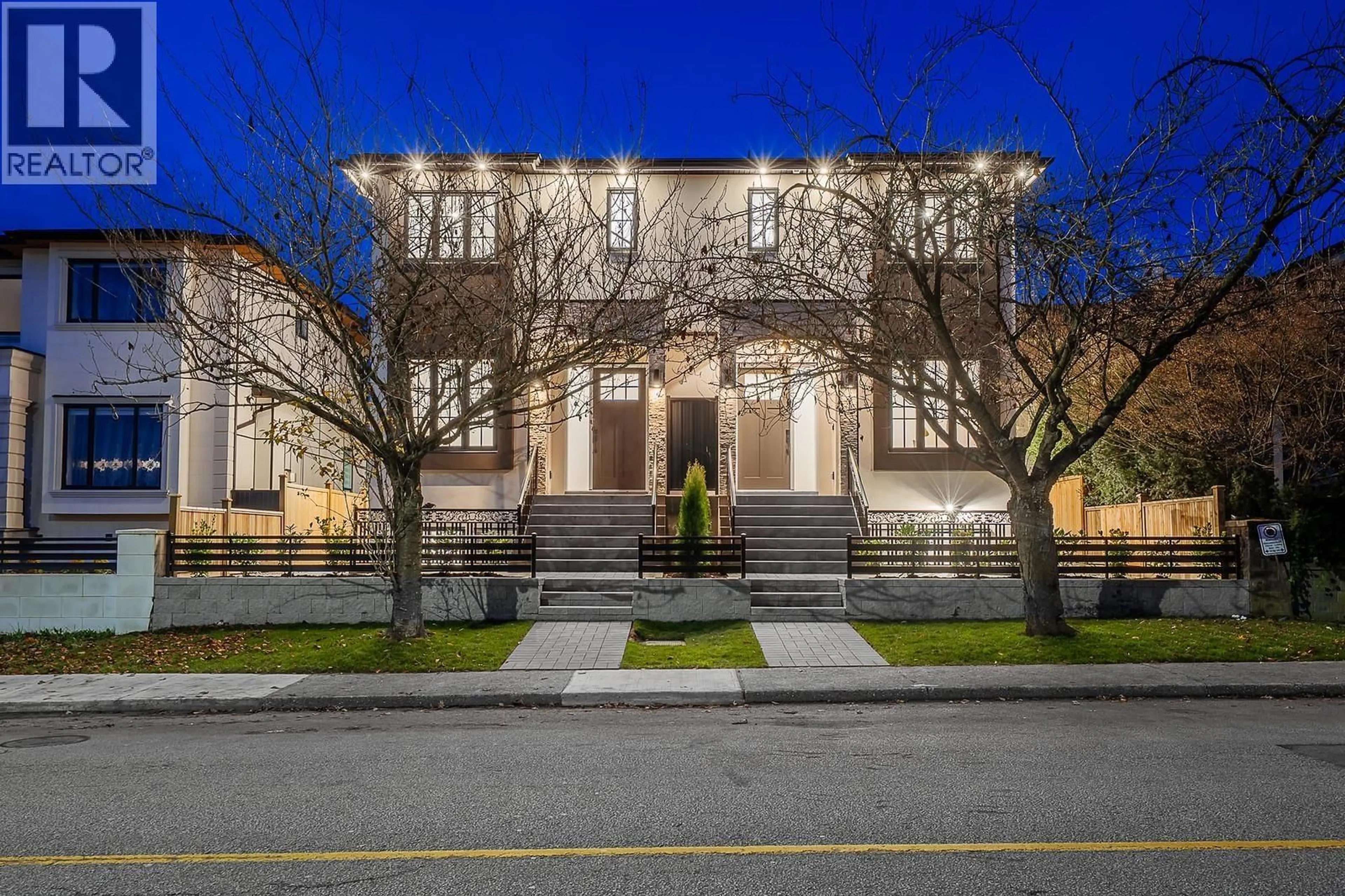 Home with brick exterior material, street for 4557 PARKER STREET, Burnaby British Columbia V5C3E1