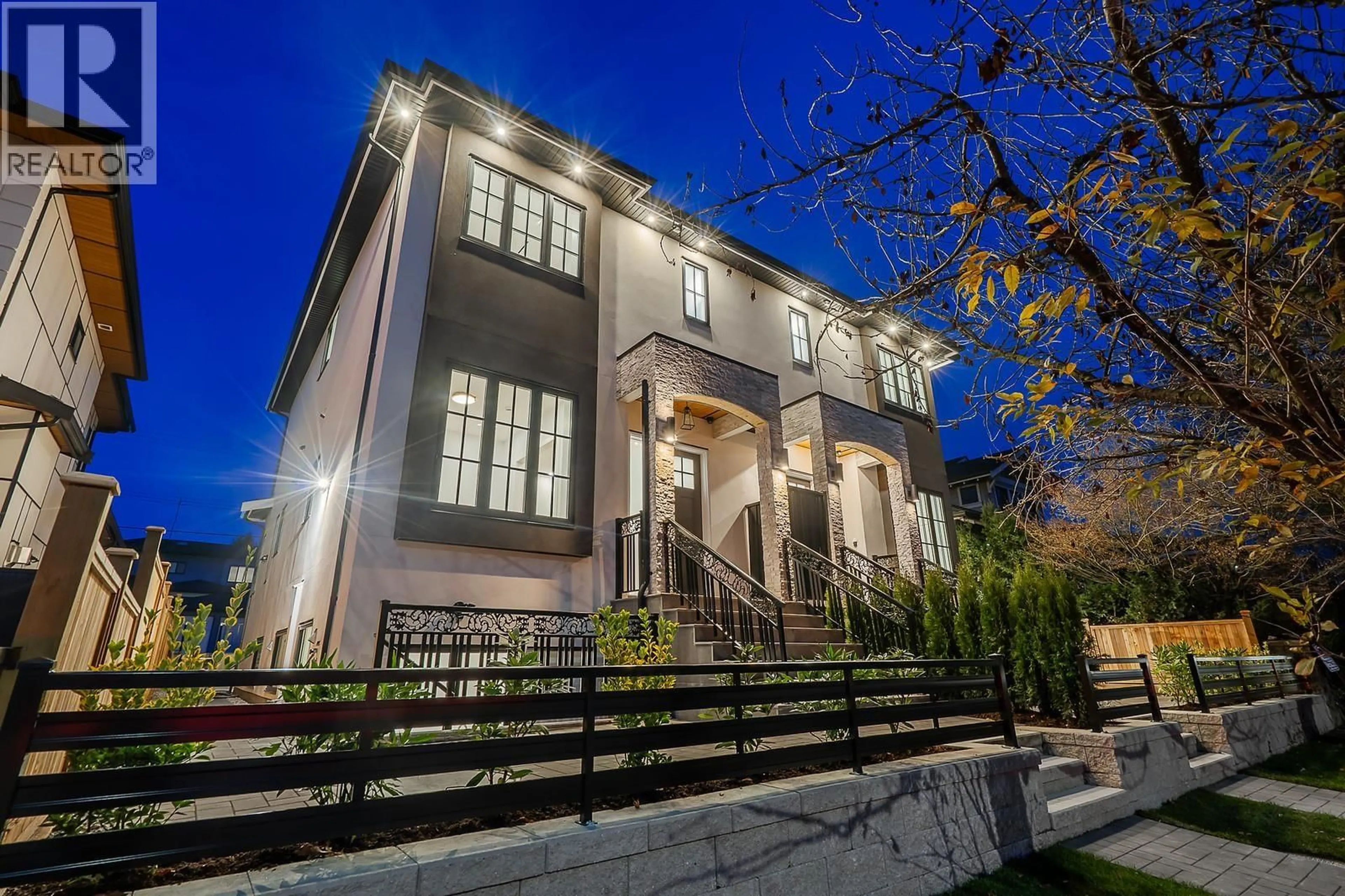 Home with brick exterior material, street for 4557 PARKER STREET, Burnaby British Columbia V5C3E1